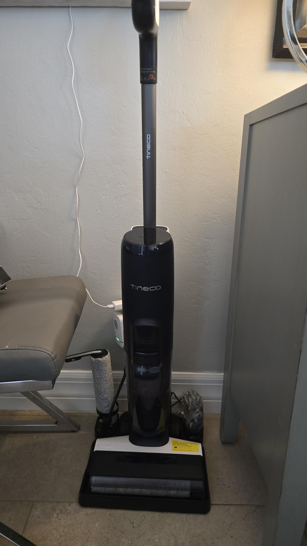 Tineco Floor ONE S5 Smart Cordless Wet Dry Vacuum Cleaner and Mop for Hard Floors, Digital Display, Long Run Time, Great for Sticky Messes and Pet Hair, Space-Saving Design, Blue - Customer Photo 1