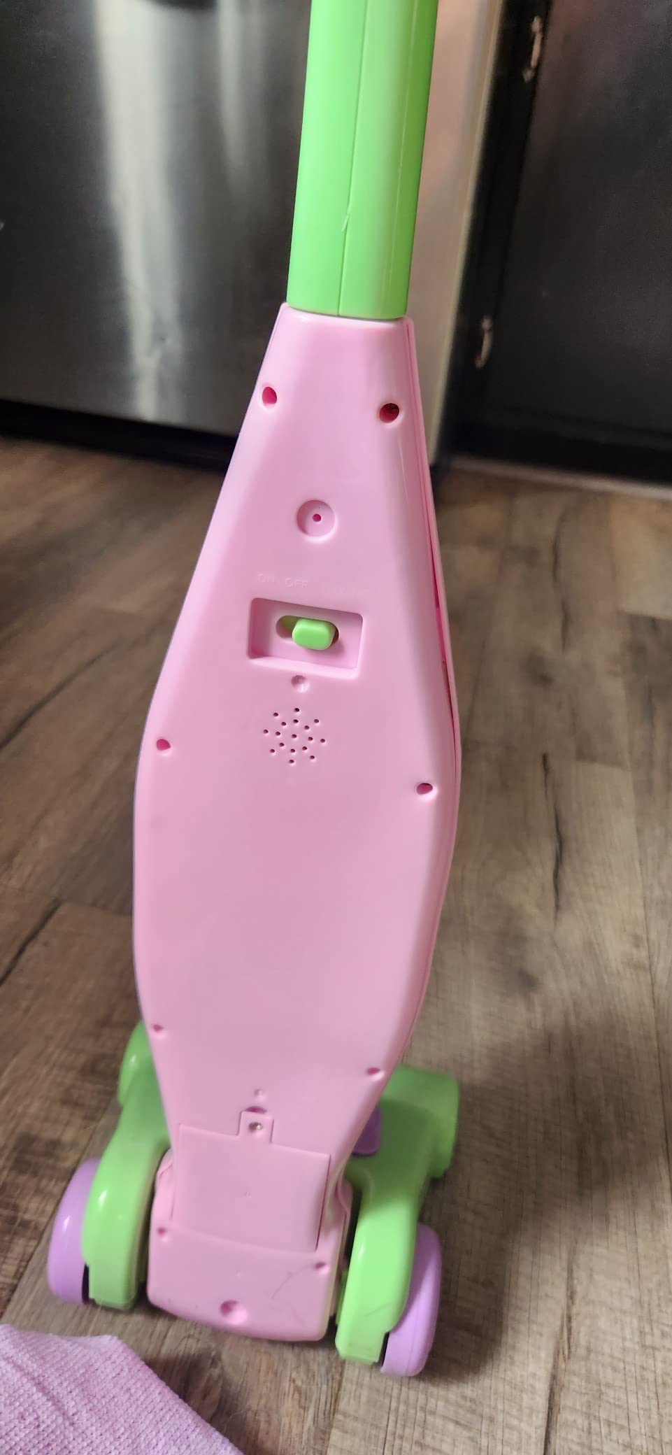 Kids Vacuum Cleaner Toy, Pink, Pretend Play Household Housekeeping Cleaner with Lights & Sounds, Includes Vacuum, Sprayer Bottle & 2 Cleaning Cloths, Age 3+ - Customer Photo 1