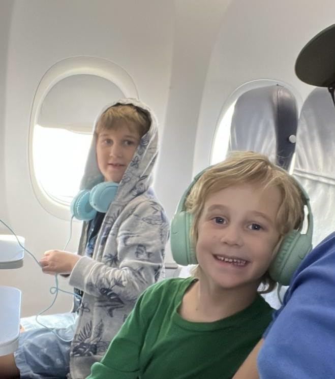 Kids Headphones Wired Toddler Headphones with Microphone, Over-Ear Headphones, 85/94dB Volume-Limiting, 3.5mm Jack, Foldable On-Ear Design - Safe & Comfortable for Learning & Entertainment customer photo 1