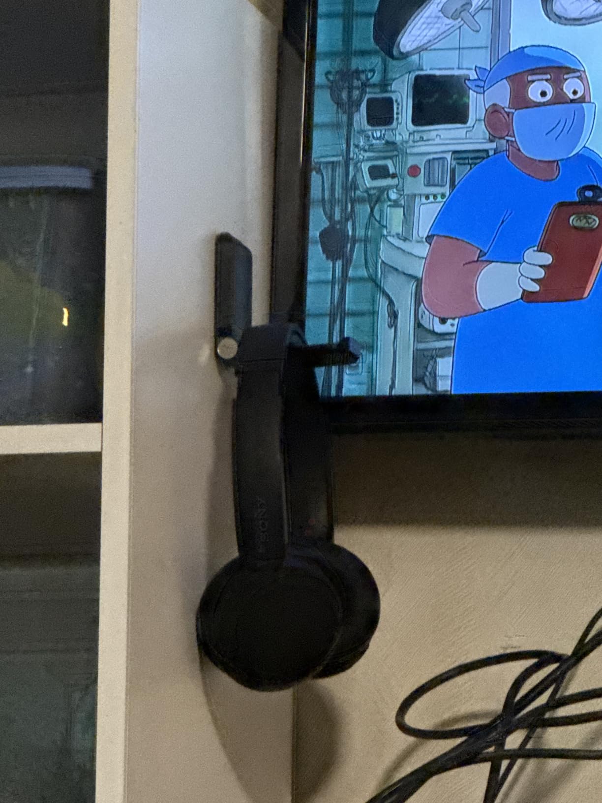 Lamicall Headphone Stand, Sticky Headset Hanger - Adhesive Headphone Holder Hook Mount, Headset Stand Holder Clip Under Desk, Earphone Clamp for Airpods Max, HyperX, Sennheiser, Black customer photo 2