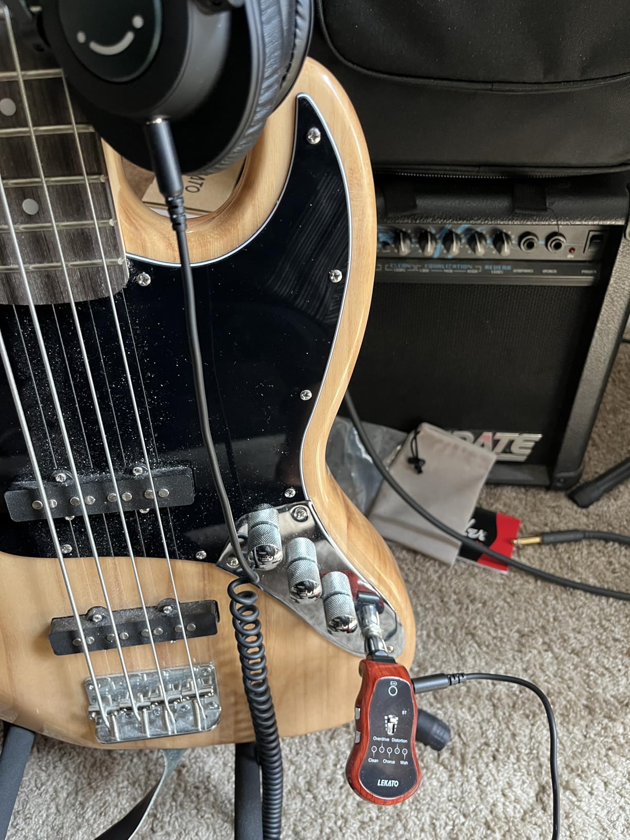 LEKATO Guitar Headphone Amp,Micro Electric Guitar Headphone Amp for Electric Guitar&Bass Rechargeable Bass Headphone Amplifier for Practice with 5 Effects(Clean Chorus Overdrive Distortion and Wah) - Customer Photo 1