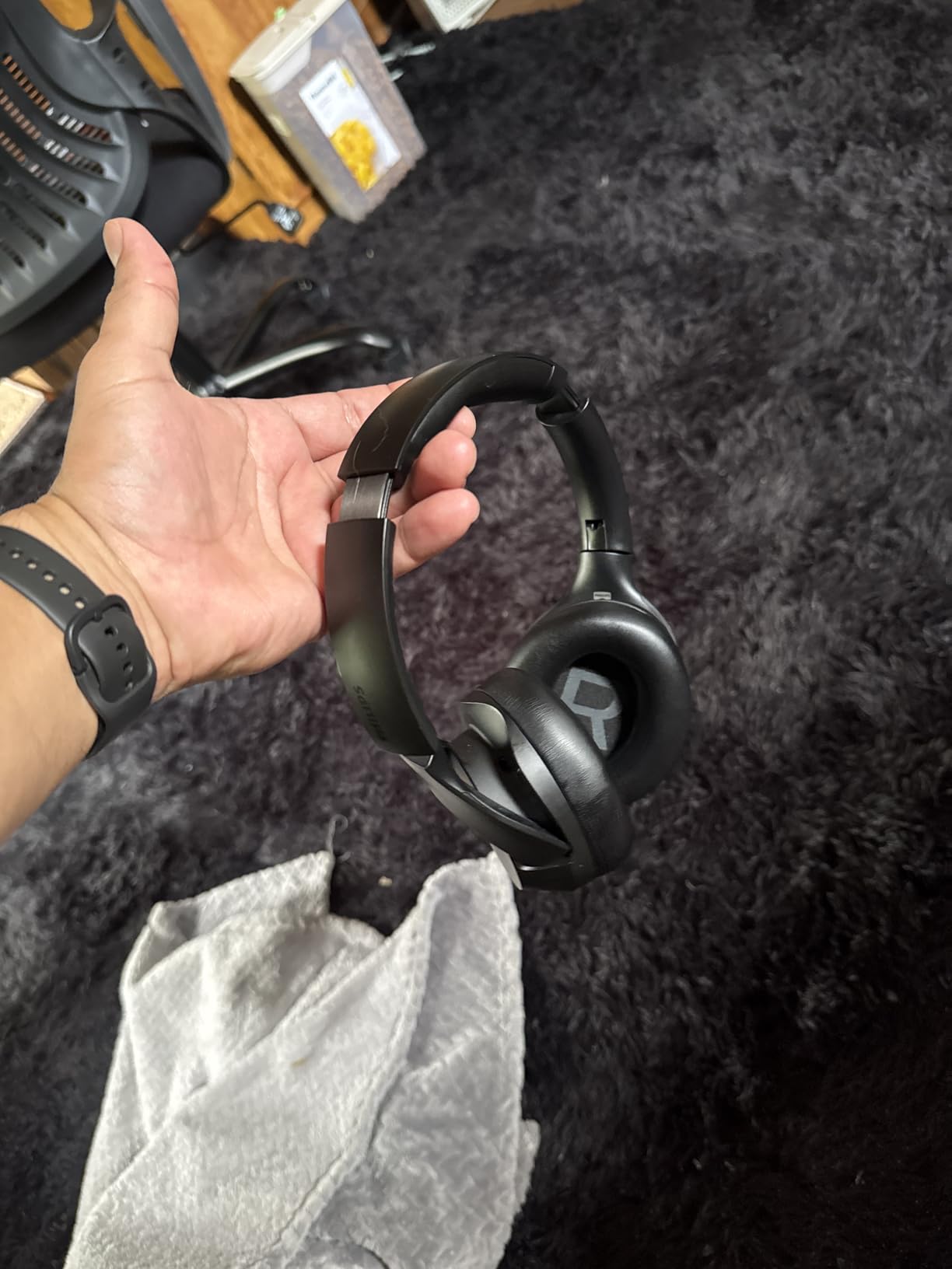 PHILIPS H8506 Over-Ear Wireless Headphones with Noise Canceling Pro (ANC) and Multipoint Bluetooth Connection, 60 Hours Playtime, (TAH8506BK/00),Black - Customer Photo 4