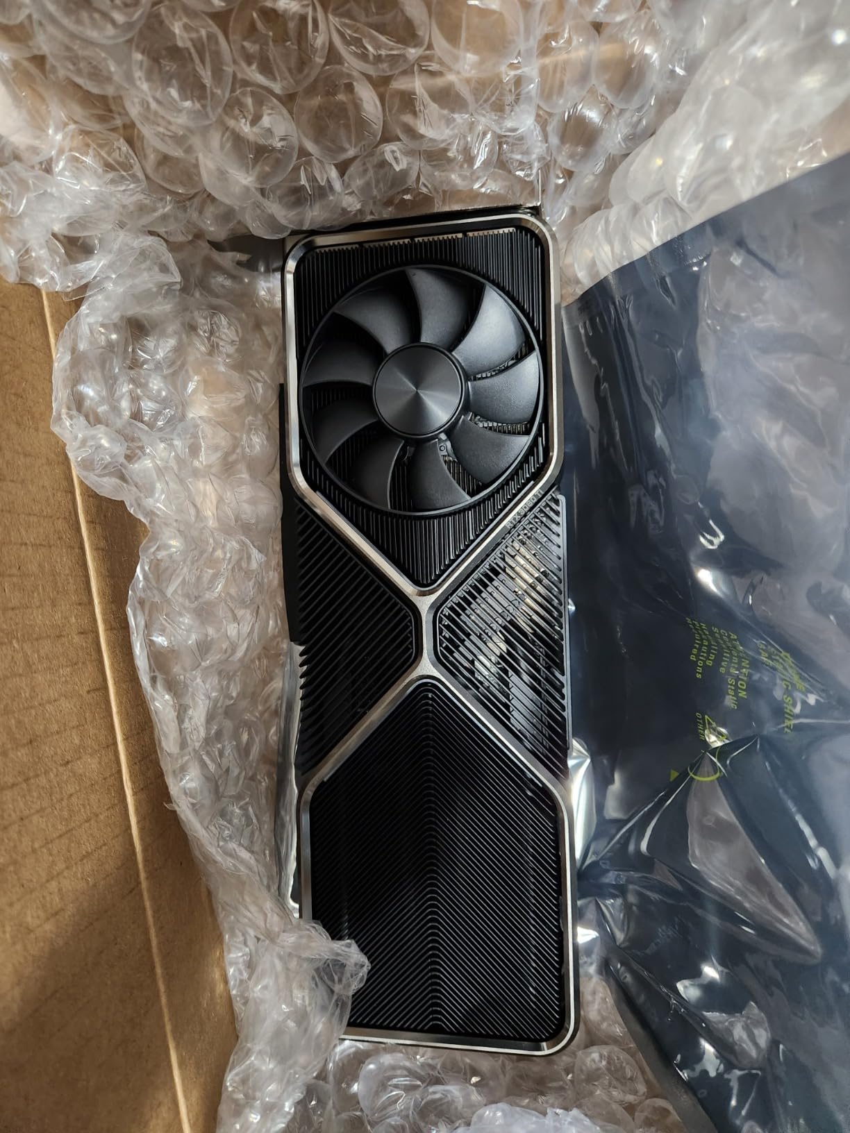 Geforce RTX 3080 Ti 12GB GDDR6X PCI Express 4.0 Graphics Card Titanium and Black (Renewed) Customer Review Geforce RTX 3080 Ti 12GB GDDR6X PCI Express 4.0 Graphics Card Titanium and Black (Renewed) - Customer Photo 1