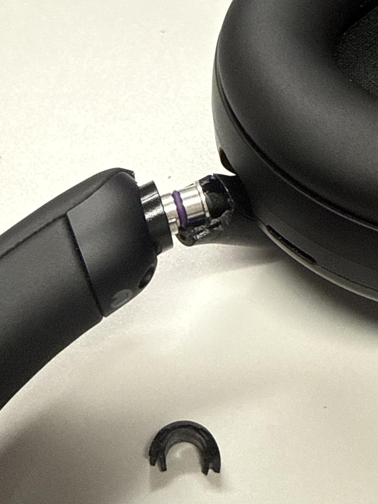 Sony WH-1000XM5 Premium Noise Canceling Headphones, Auto NC Optimizer, 30-Hour Battery, Alexa Voice Control, Black - Customer Photo 4