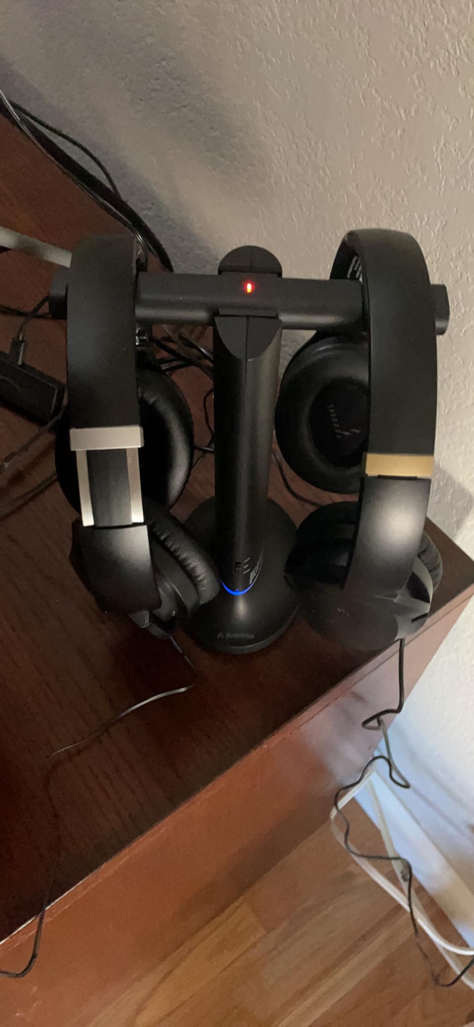 Avantree Duet - Dual Wireless Headphones for TV Watching, Clear Voice & Loud Volume for Seniors and The Hard of Hearing, Easy Plug & Play Setup, with 2.4GHz RF Transmitter & Charging Dock - Customer Photo 2