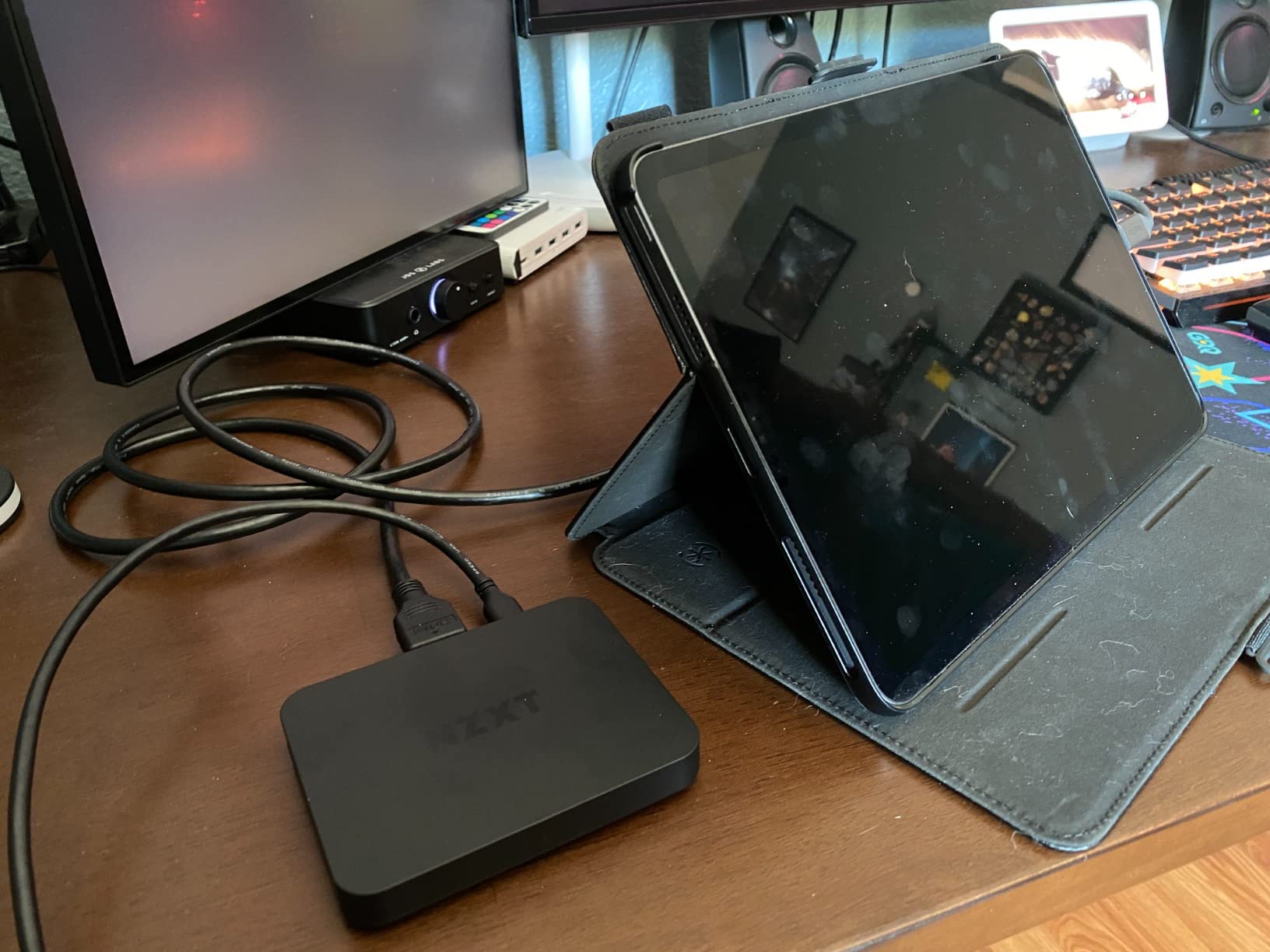 NZXT Signal HD60 Full HD USB Capture Card - ST-EESC1-WW - HD60 (1080p) - Live Streaming and Gaming - Zero-Lag Passthrough - Open Compatibility Customer Review NZXT Signal HD60 Full HD USB Capture Card - ST-EESC1-WW - HD60 (1080p) - Live Streaming and Gaming - Zero-Lag Passthrough - Open Compatibility - Customer Photo 2