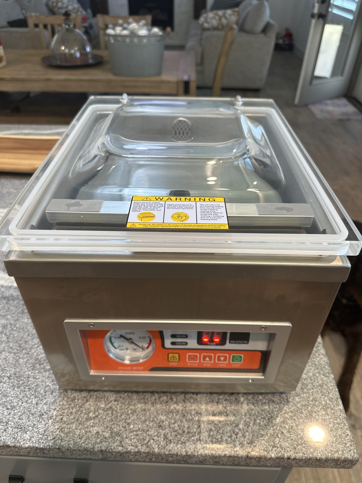 VEVOR Chamber Vacuum Sealer, DZ-260A 6.5 cbm/h Pump Rate, Excellent Sealing Effect with Automatic Control, 110V/60Hz Professional Foods Packaging Machine Used for Fresh Meats - Customer Photo 1