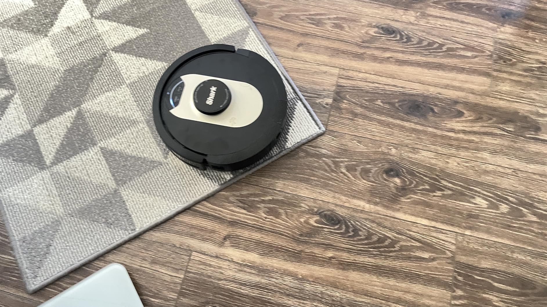 Shark Robot Vacuum & Mop Combo, Powerful Suction, Matrix Plus, 60-Day Debris Capacity, HEPA Bagless Self Empty Base, Sonic Mopping, Home Mapping for Pet Hair - Carpets & Hardfloor, AV2610WA Customer Review Shark Robot Vacuum & Mop Combo, Powerful Suction, Matrix Plus, 60-Day Debris Capacity, HEPA Bagless Self Empty Base, Sonic Mopping, Home Mapping for Pet Hair - Carpets & Hardfloor, AV2610WA - Customer Photo 5