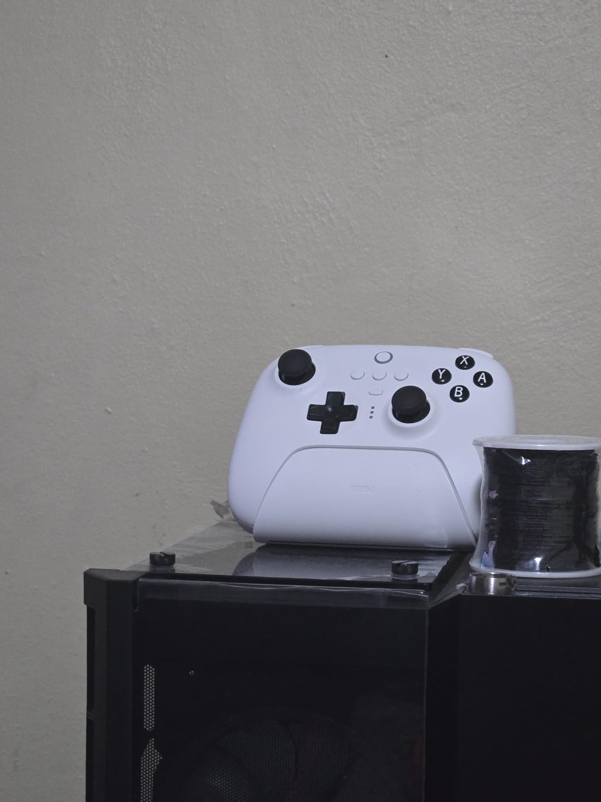 8Bitdo Ultimate Bluetooth Controller with Charging Dock, Wireless Pro Controller with Hall Effect Sensing Joystick, Compatible with Switch, Windows and Steam Deck (Black) - Customer Photo 1