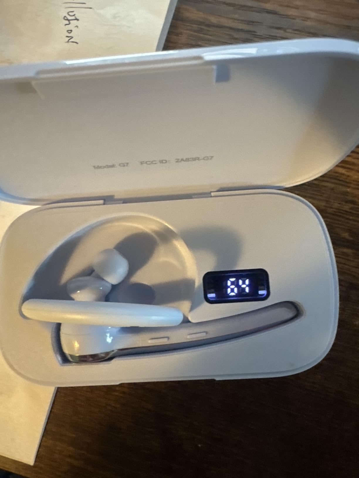 Bluetooth Headset, Wireless Bluetooth Earpiece with 500mAh Charging Case 72 Hours Talking Time Built-in Microphone for iOS Android Cell Phone, V5.1 Hand-Free Headphones for Trucker, Office - Customer Photo 1