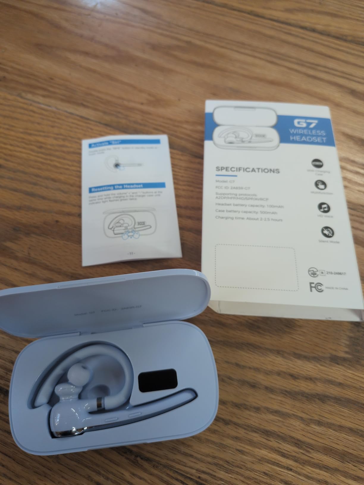 Bluetooth Headset, Wireless Bluetooth Earpiece with 500mAh Charging Case 72 Hours Talking Time Built-in Microphone for iOS Android Cell Phone, V5.1 Hand-Free Headphones for Trucker, Office - Customer Photo 2