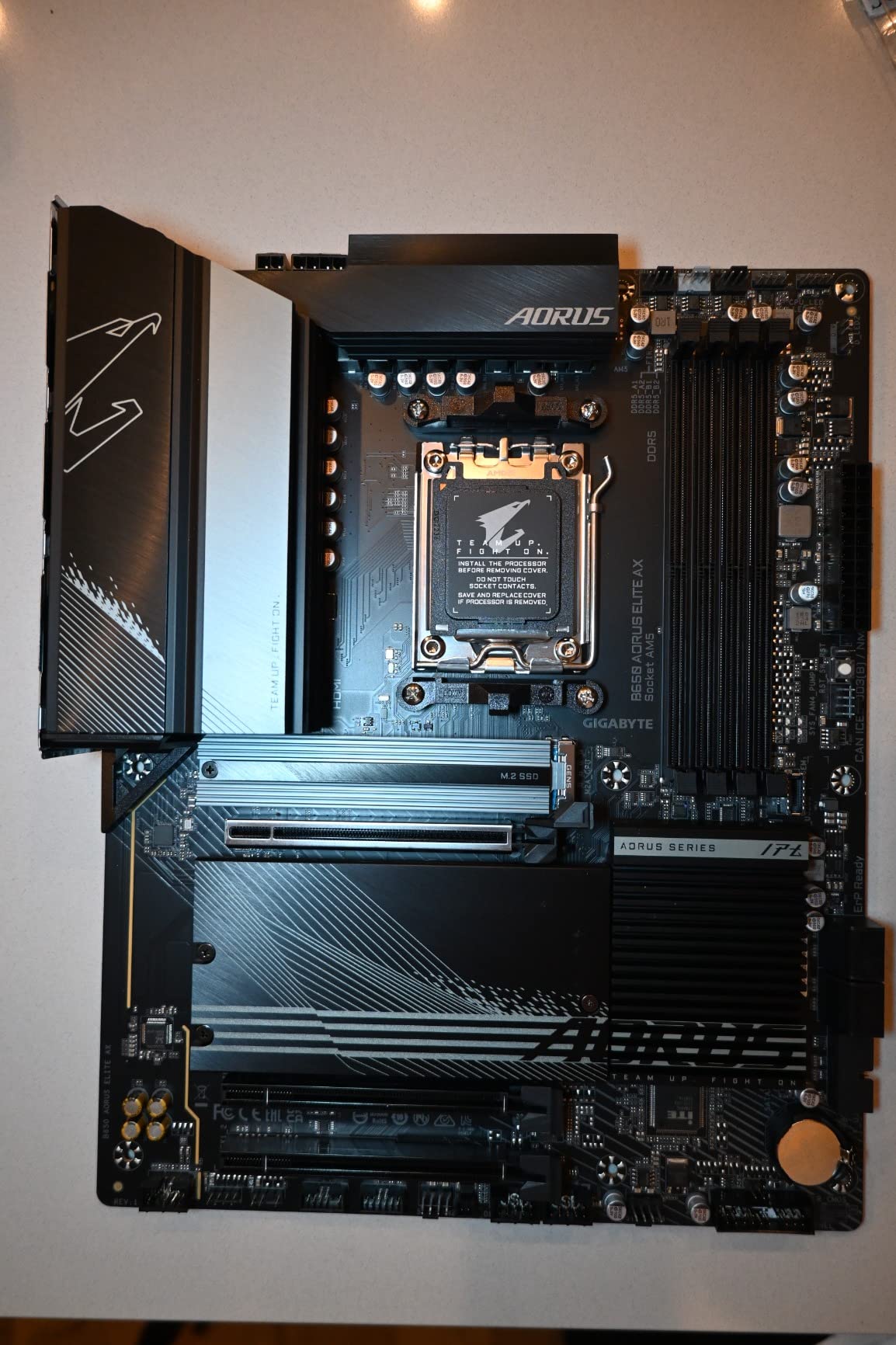 GIGABYTE B650 AORUS Elite AX AMD AM5 ATX Motherboard, Support Ryzen 9000/8000/7000 Series, DDR5, 14+2+1 Power Phase, PCIe 5.0 M.2, USB-C 3.2 Gen 2, WIFI6E, 2.5GbE, EZ-Latch, Q-Flash, RGB Fusion customer photo 1