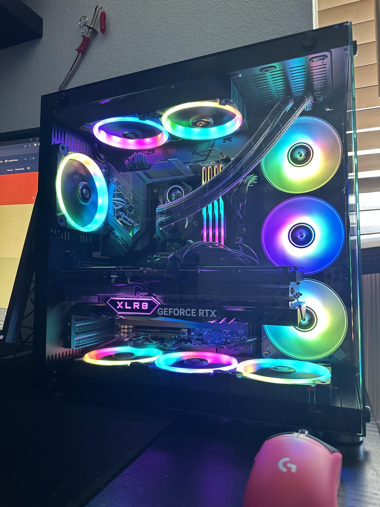 PNY GeForce RTX™ 4090 24GB Verto™ Triple Fan Graphics Card DLSS 3 (384-bit PCIe 4.0, GDDR6X, Supports 4k, Anti-Sag Bracket, HDMI/DisplayPort) Customer Review PNY GeForce RTX™ 4090 24GB Verto™ Triple Fan Graphics Card DLSS 3 (384-bit PCIe 4.0, GDDR6X, Supports 4k, Anti-Sag Bracket, HDMI/DisplayPort) - Customer Photo 1
