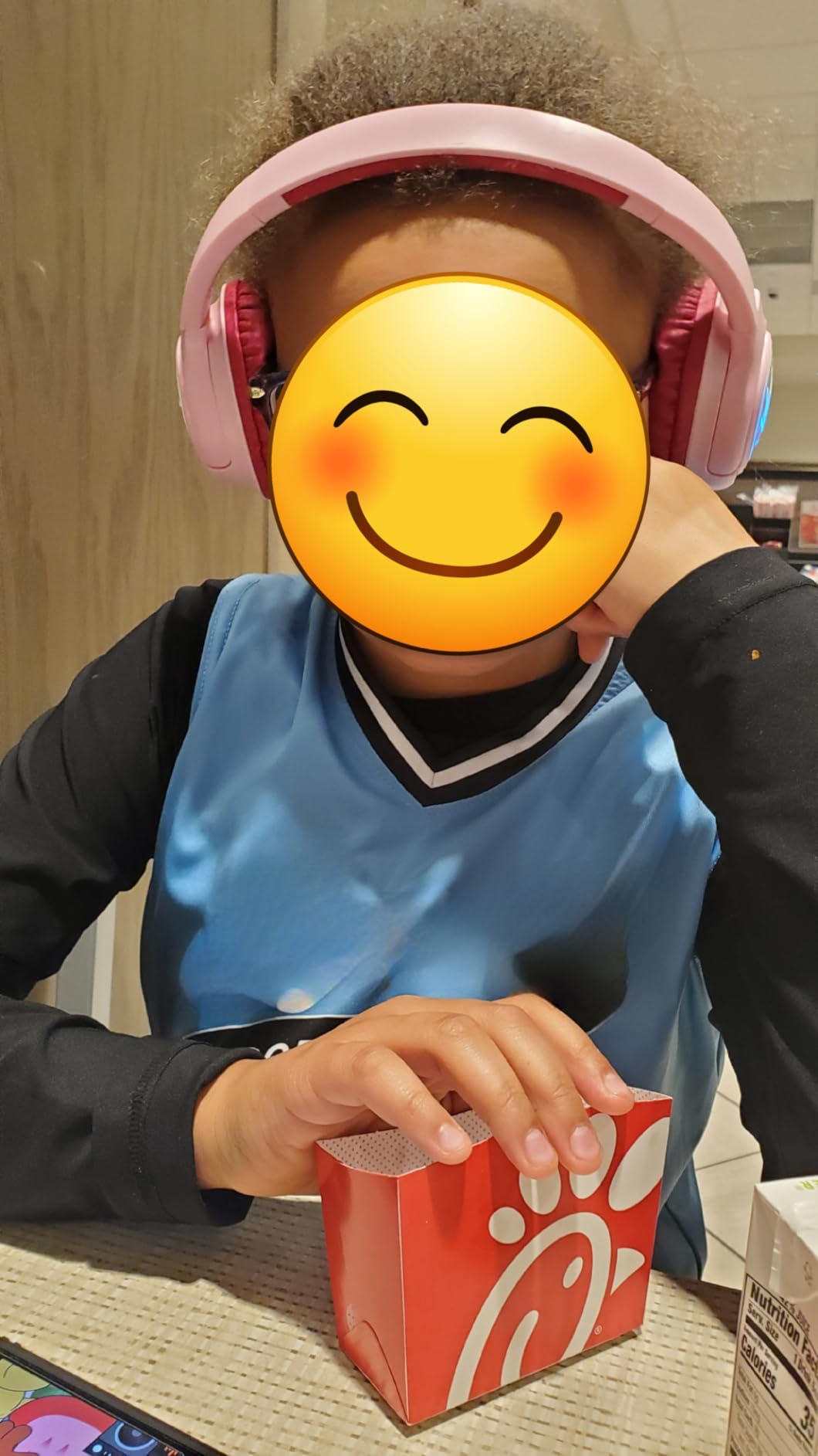 iClever Kids Bluetooth Headphones with LED Lights, 43H Playtime, Type-C Fast Charging, BTH18 Safe Volume 74/85dBA, Bluetooth5.3,Toddler Headphones Aux Cord for iPad/Tablet/Travel/School, Blue - Customer Photo 1