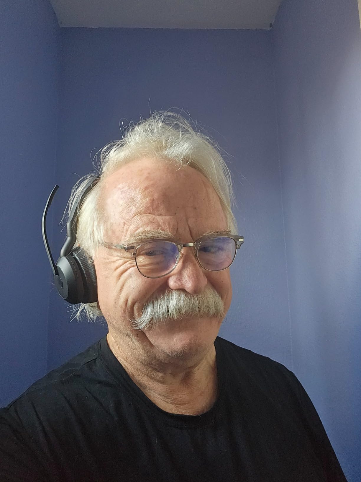 Jabra Evolve2 55 Stereo Wireless Headset - Features AirComfort Technology, Noise-Cancelling Mics & Active Noise Cancellation - MS Teams Certified, Works with Other Platforms - Black - Customer Photo 1