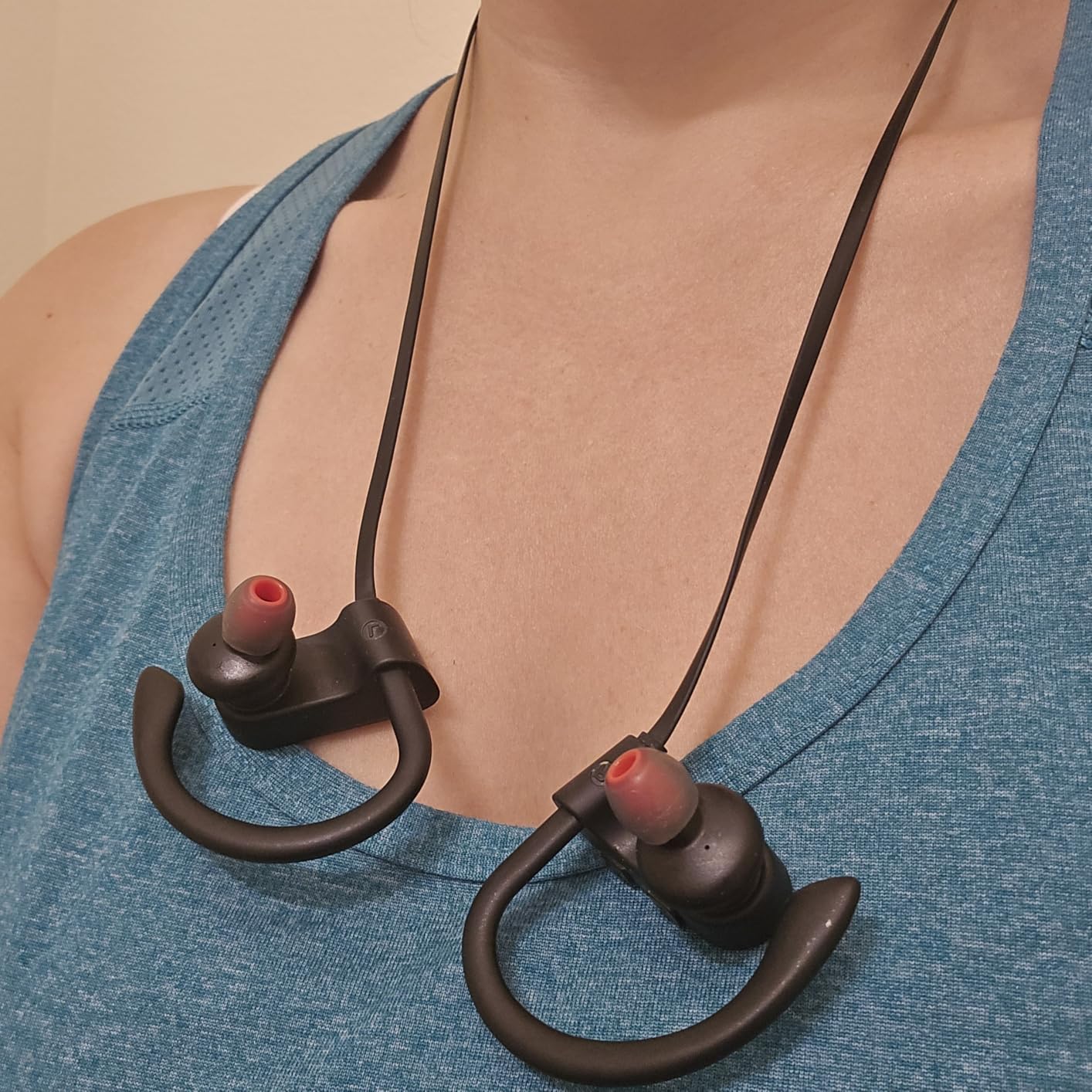 JOYWISE Bluetooth Wireless Headphones 16H Playtime Earbuds with Mic Stereo in-Ear Earphones, IPX7 Waterproof Sports Sound Isolation Headsets for Running, Gym, Workout Customer Review JOYWISE Bluetooth Wireless Headphones 16H Playtime Earbuds with Mic Stereo in-Ear Earphones, IPX7 Waterproof Sports Sound Isolation Headsets for Running, Gym, Workout - Customer Photo 1