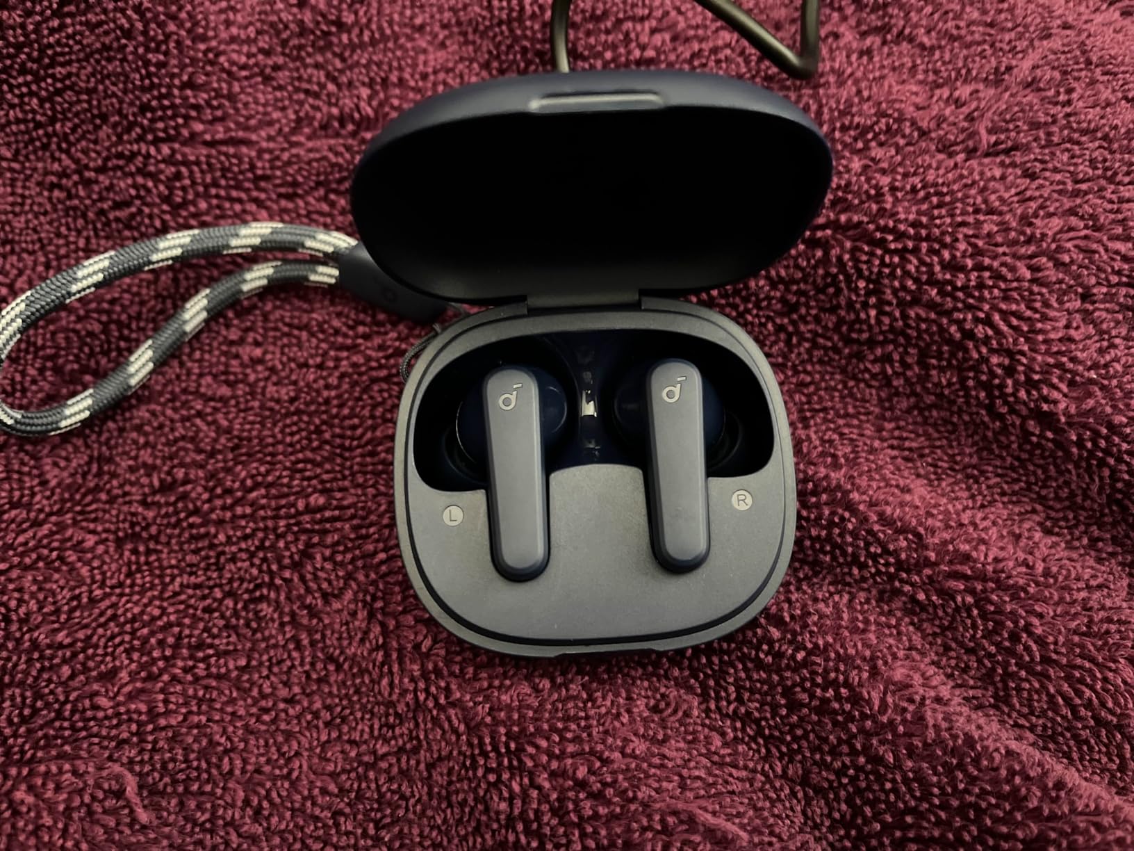 Soundcore by Anker P20i True Wireless Earbuds, 10mm Drivers with Big Bass, Bluetooth 5.3, 30H Long Playtime, Water-Resistant, 2 Mics for AI Clear Calls, 22 Preset EQs, Customization via App Customer Review Soundcore by Anker P20i True Wireless Earbuds, 10mm Drivers with Big Bass, Bluetooth 5.3, 30H Long Playtime, Water-Resistant, 2 Mics for AI Clear Calls, 22 Preset EQs, Customization via App - Customer Photo 2