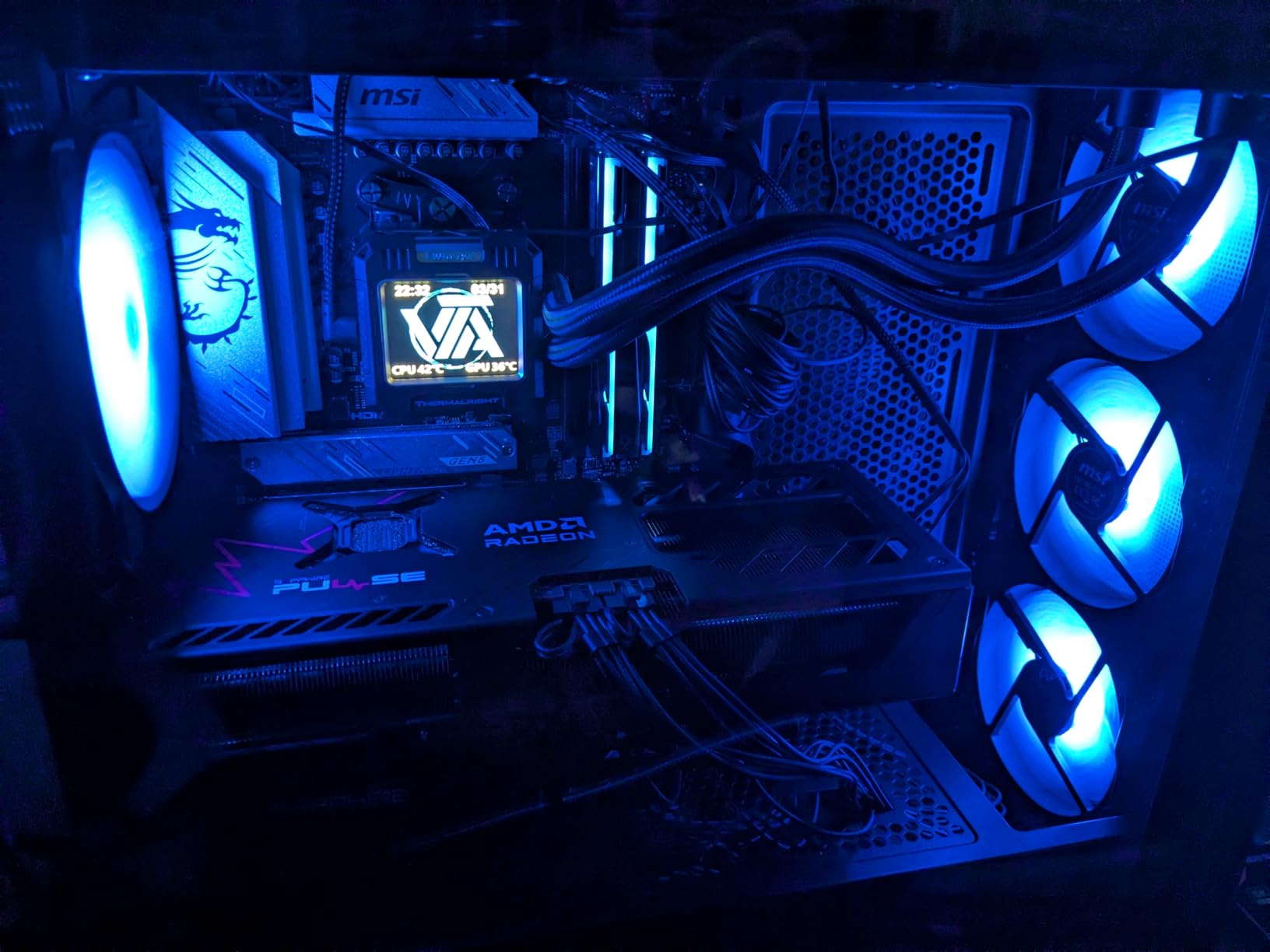 AMD Ryzen 7 7800X3D 8-Core, 16-Thread Desktop Processor - Customer Photo 4