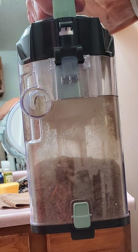 Kenmore DU1275 Bagless Upright Vacuum Lightweight Carpet Cleaner with 4 Height Adjustment, Hair Eliminator brushroll, Pet HandiMate & 2 Cleaning Tools - Customer Photo 1