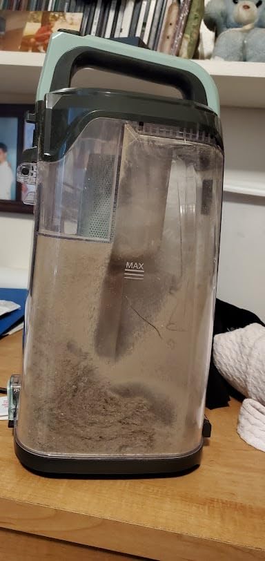 Kenmore DU1275 Bagless Upright Vacuum Lightweight Carpet Cleaner with 4 Height Adjustment, Hair Eliminator brushroll, Pet HandiMate & 2 Cleaning Tools - Customer Photo 2