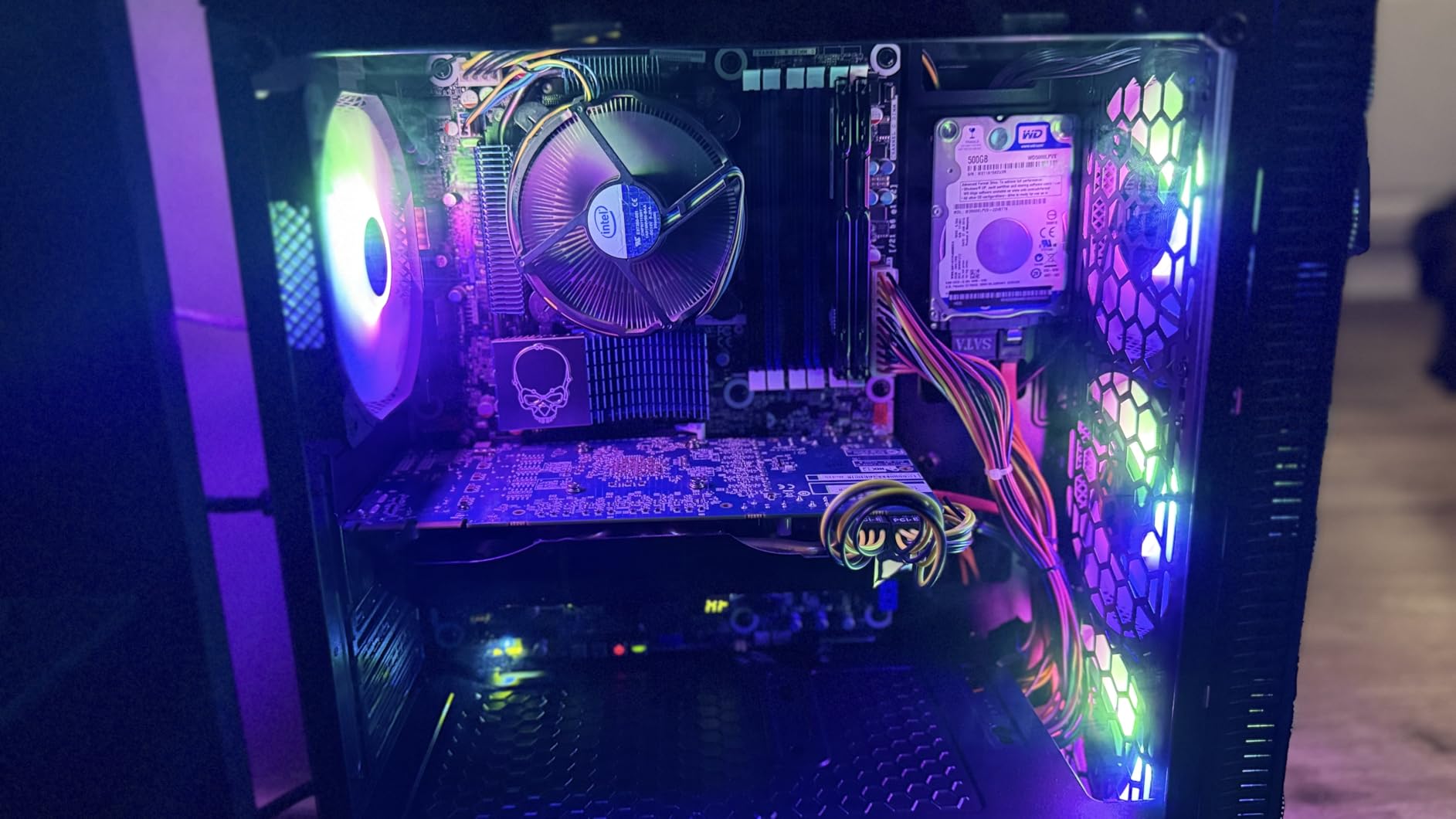 PC Case Pre-Install 4 RGB Fans, ATX Gaming Computer Case with Diamond-Shaped Mesh Front & Tempered Glass Side Panel, USB 3.0 Airflow Mid Tower case,621 - Customer Photo 2