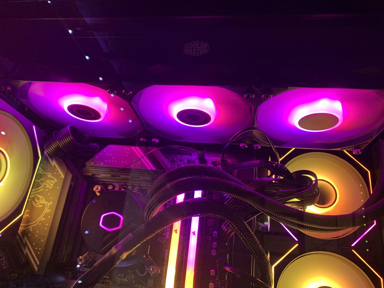 Cooler Master MasterLiquid 360L Core 360mm Close-Loop AIO Liquid Cooler, ARGB Sync, Gen S Coldplate Pump, 120mm PWM, CryoFuze 14W/mK, AMD Ryzen AM5/AM4, Intel LGA1700/1200 (MLW-D36M-A18PZ-R1) , Black Customer Review Cooler Master MasterLiquid 360L Core 360mm Close-Loop AIO Liquid Cooler, ARGB Sync, Gen S Coldplate Pump, 120mm PWM, CryoFuze 14W/mK, AMD Ryzen AM5/AM4, Intel LGA1700/1200 (MLW-D36M-A18PZ-R1) , Black - Customer Photo 2