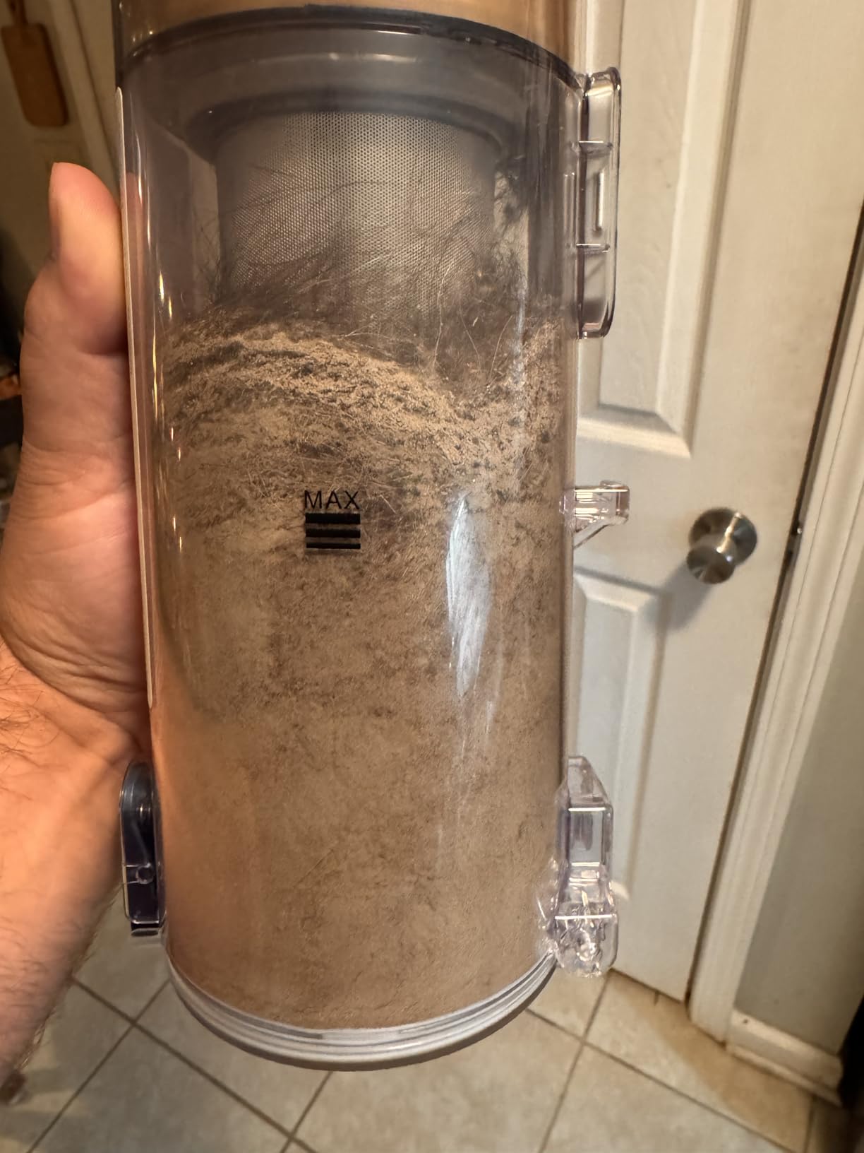 LEVOIT Cordless Vacuum Cleaner, Stick Vac with Tangle-Resistant Design, Up to 50 Minutes, Powerful Suction, Rechargeable, Lightweight, and Versatile for Carpet, Hard Floor, Pet Hair, LVAC-200 - Customer Photo 2