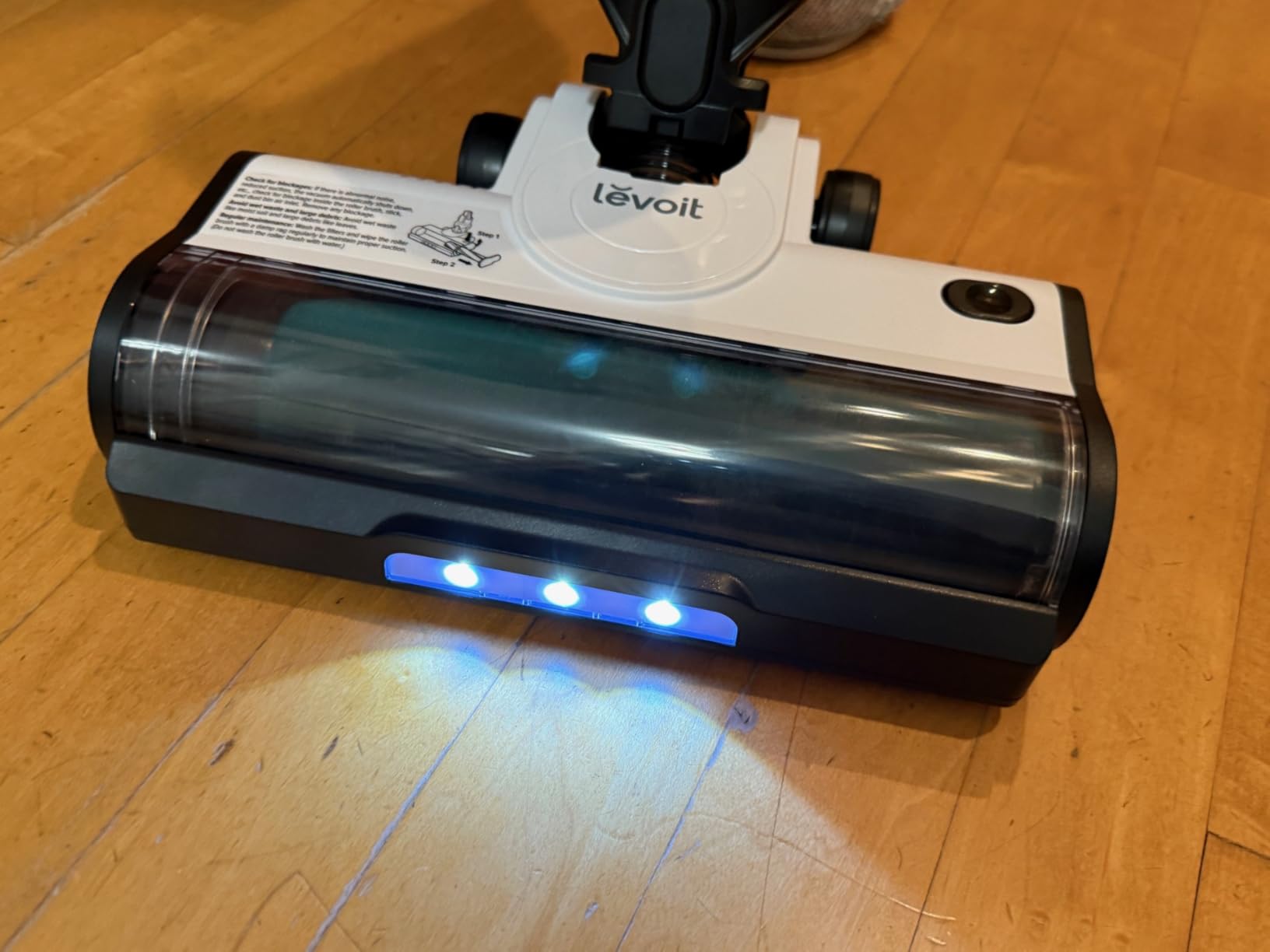 LEVOIT Cordless Vacuum Cleaner, Stick Vac with Tangle-Resistant Design, Up to 50 Minutes, Powerful Suction, Rechargeable, Lightweight, and Versatile for Carpet, Hard Floor, Pet Hair, LVAC-200 Customer Review LEVOIT Cordless Vacuum Cleaner, Stick Vac with Tangle-Resistant Design, Up to 50 Minutes, Powerful Suction, Rechargeable, Lightweight, and Versatile for Carpet, Hard Floor, Pet Hair, LVAC-200 - Customer Photo 3