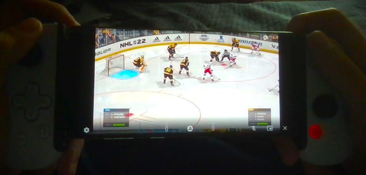 BACKBONE One Mobile Gaming Controller, USB-C Phone Controller for Android & iPhone 15/16/17 Series, 2nd Gen, Play Xbox, PlayStation, Fortnite, Call of Duty & More - Turn Your Phone into a Gaming Console - Customer Photo 1