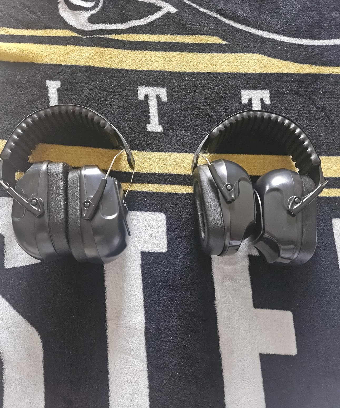 2 Pack 34dB Noise Canceling Headphones For Shooting, Hearing Protection Earmuffs, Ear Protection Headphones, Thickened Headband Customer Review 2 Pack 34dB Noise Canceling Headphones For Shooting, Hearing Protection Earmuffs, Ear Protection Headphones, Thickened Headband - Customer Photo 1