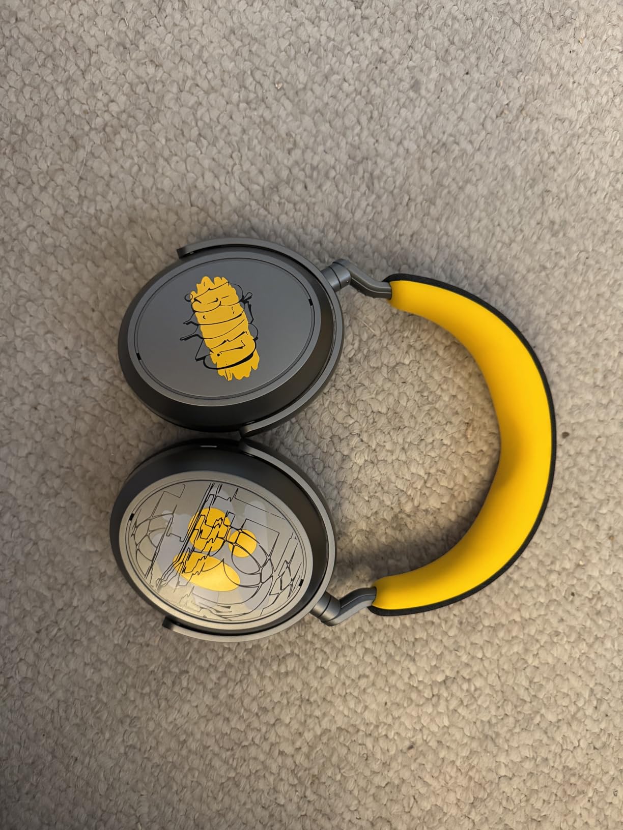 Sennheiser Consumer Audio Momentum 4 Wireless Headphones - Bluetooth Headset for Crystal-Clear Calls with Adaptive Noise Cancellation, 60h Battery Life, Lightweight Folding Design - Black/Copper - Customer Photo 1