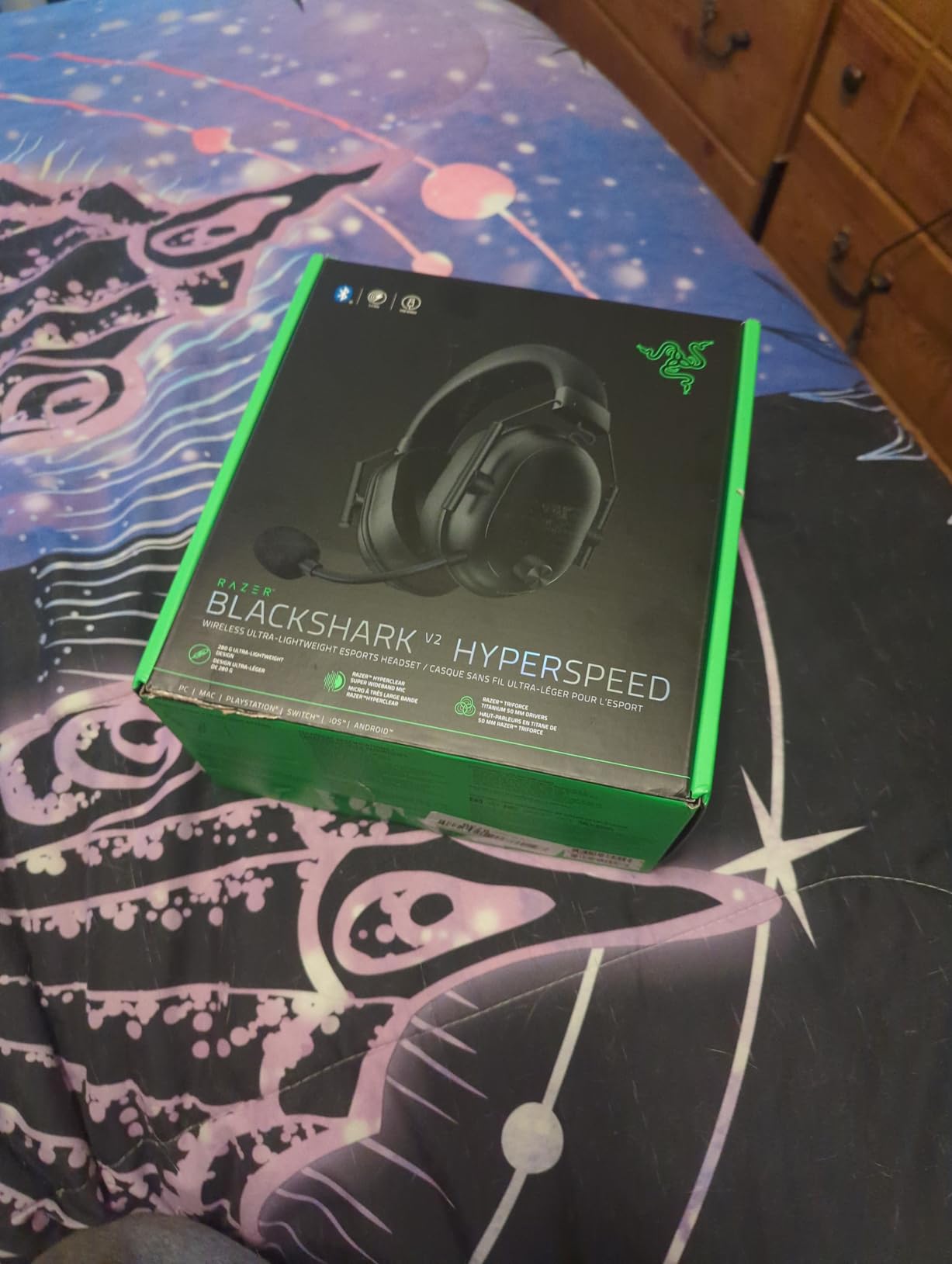 Razer BlackShark V2 HyperSpeed Wireless Gaming Headset: 2.4GHz, Bluetooth or USB - THX Spatial Audio - Titanium 50mm Drivers - 70 Hr Battery - for Xbox Series X, Series S, PS5, PC, Switch 2 - Black - Customer Photo 2