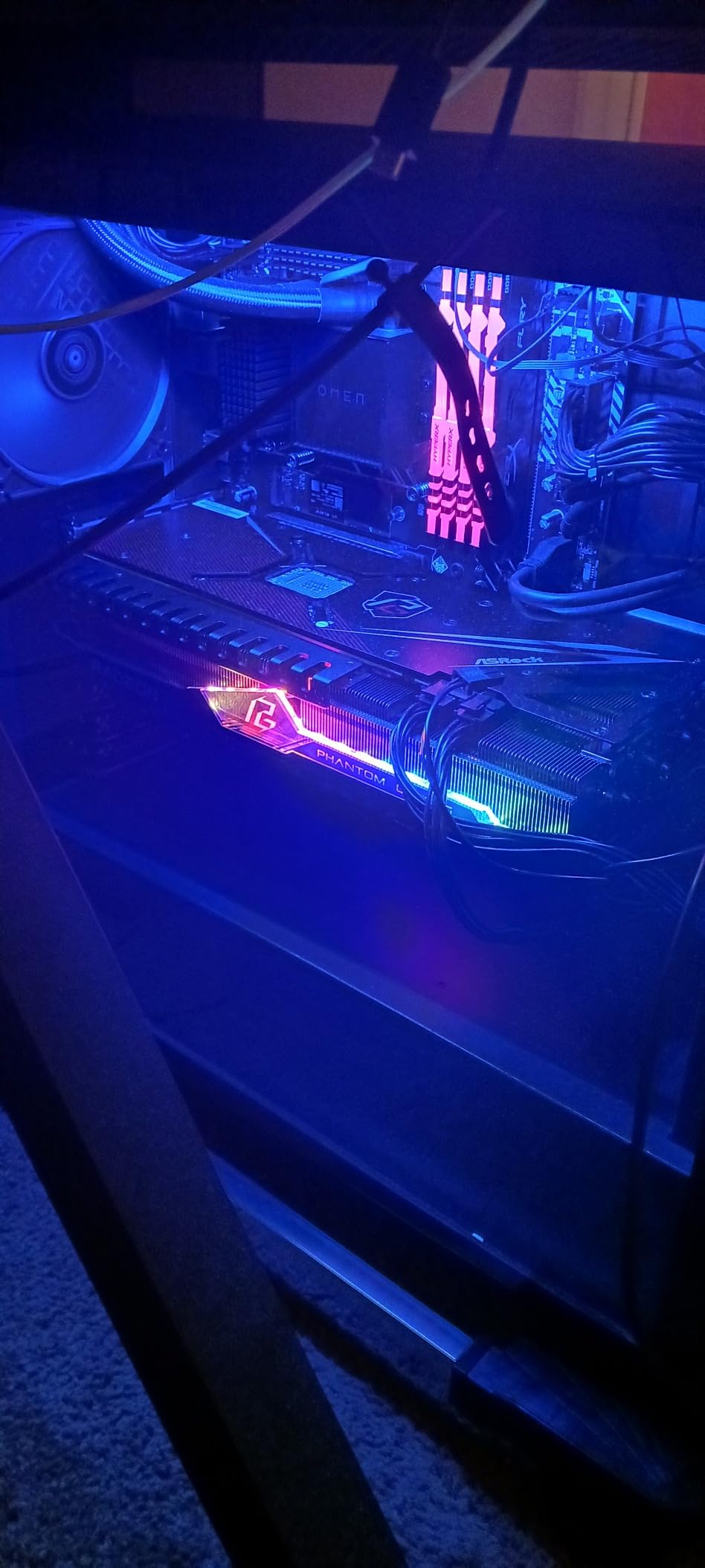 ASRock AMD Radeon RX 7700 XT Challenger 12GB GDDR6 192-bit 0dB Silent Cooling 7680 x 4320 DisplayPort HDMI LED Indicator 18Gbps Dual Fan Graphics Card - Customer Photo 2