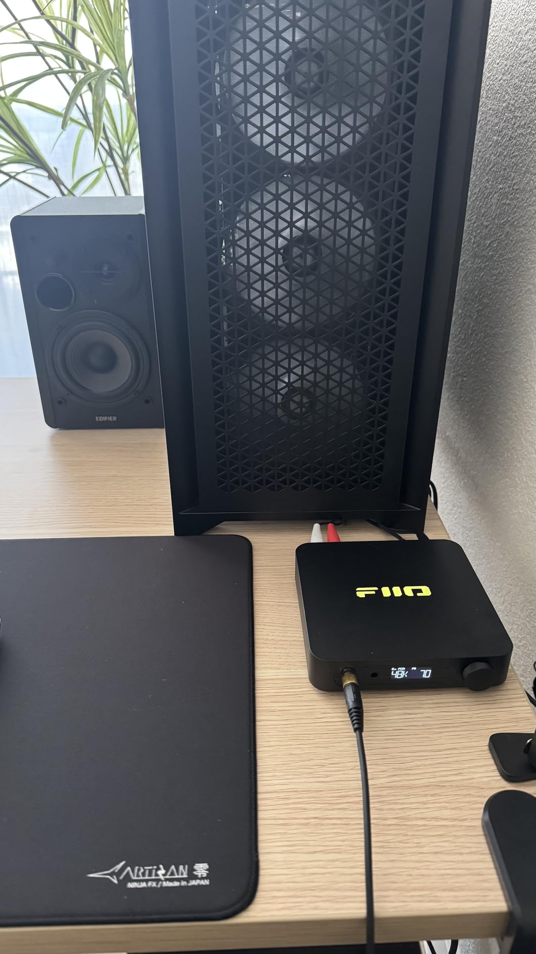 FiiO K11 Desktop 1400W Power Balanced Headphone DAC & Amplifier 384kHz/24Bit DSD256 for Home Audio/PC 6.35mm/4.4mm/RCA/Coaxial/Optical (Silver) - Customer Photo 3