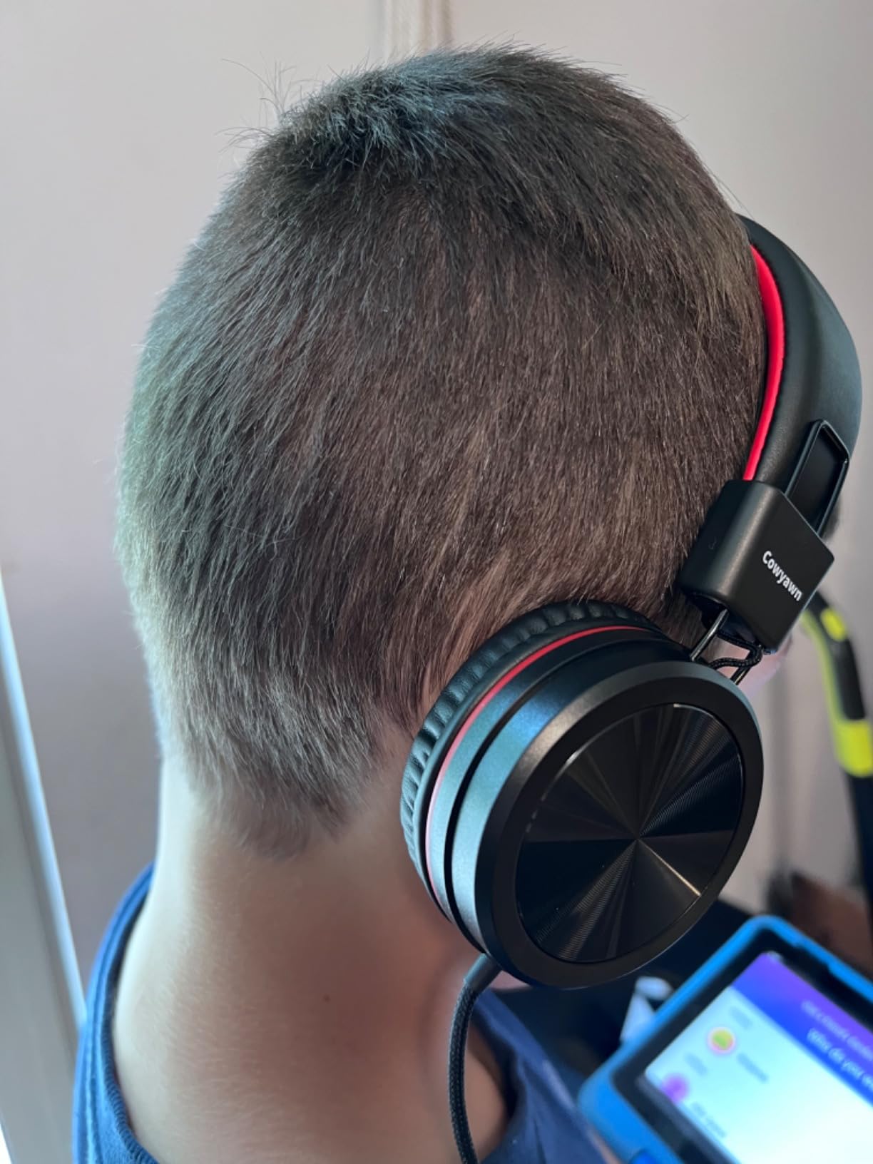 Kids Headphones, Toddler Headphones with Safe Volume Limiter 94dB, Wired School Headphones for Kid, 3.5mm Adjustable On-Ear Headphone for Boys/Girls/Children/Teens/iPad/Computer, Dark Blue - Customer Photo 1