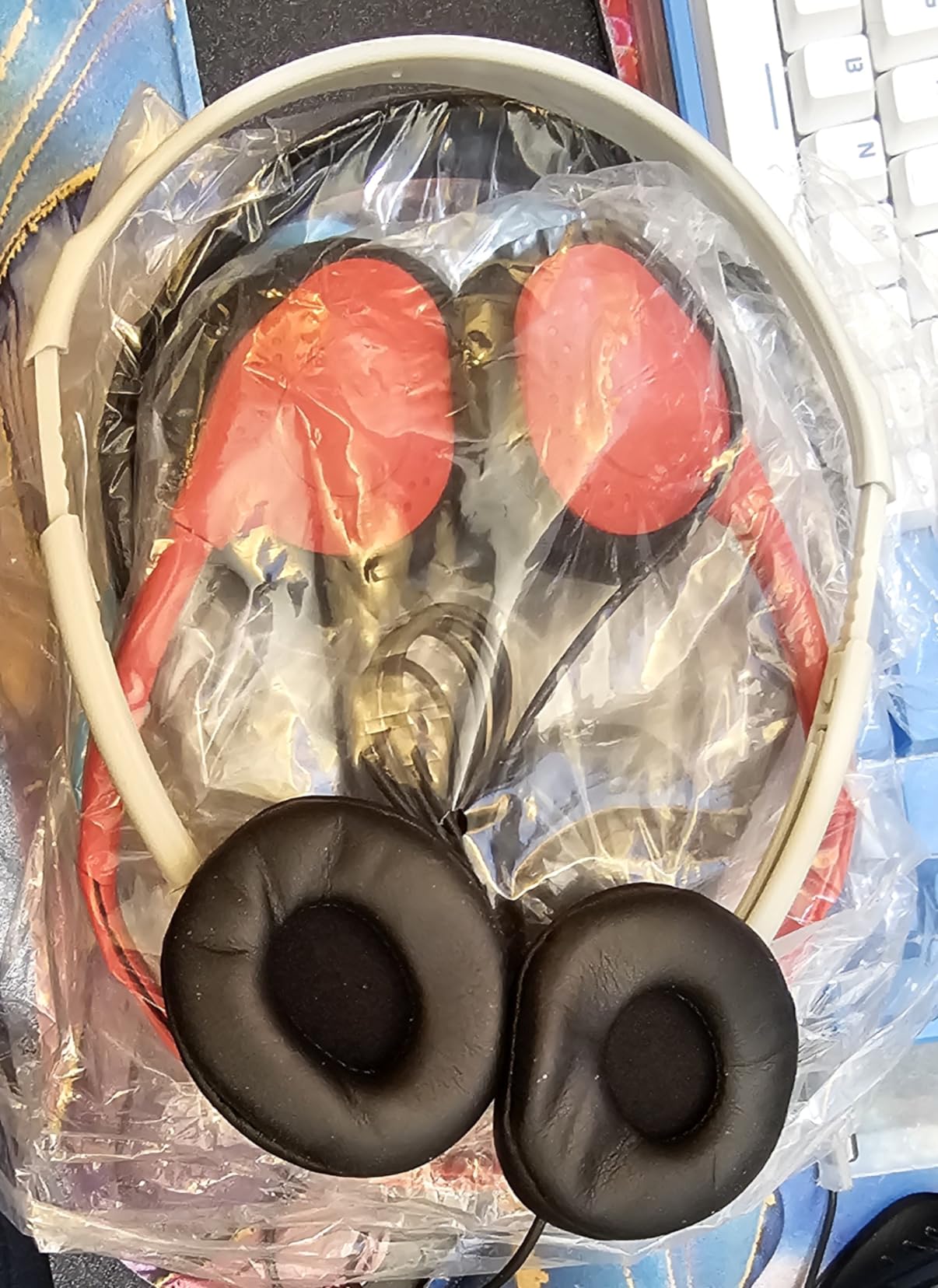 Maeline Bulk Headphones On-Ear Wired Headphones Adjustable Headband with Soft Faux Leather Cushions for School Classrooms, Libraries, Travel - 3.5mm Plug - 10 Pack - Multicolor - Customer Photo 1