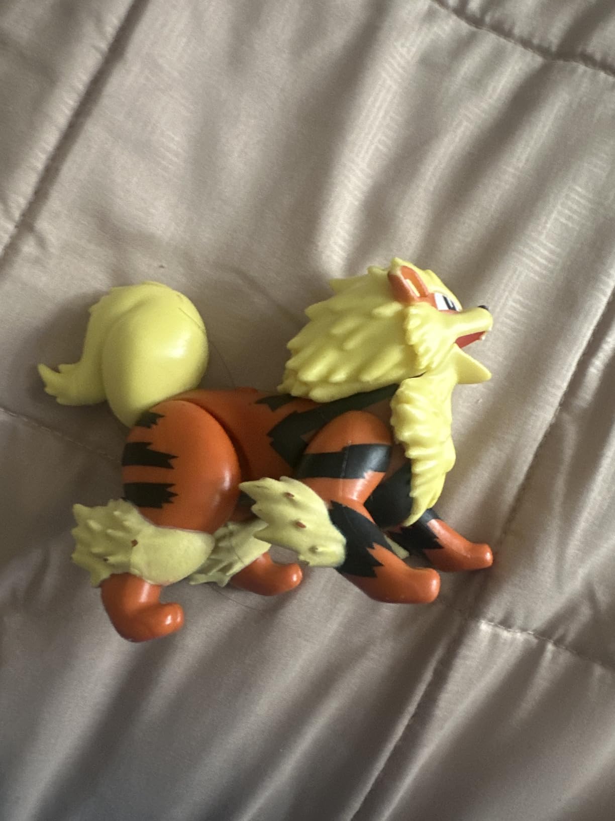 Pokemon Battle Figure 3 Pack - Features 2-Inch Misdreavus and Alolan Marowak and 3-Inch Gengar Battle Figures - Customer Photo 1
