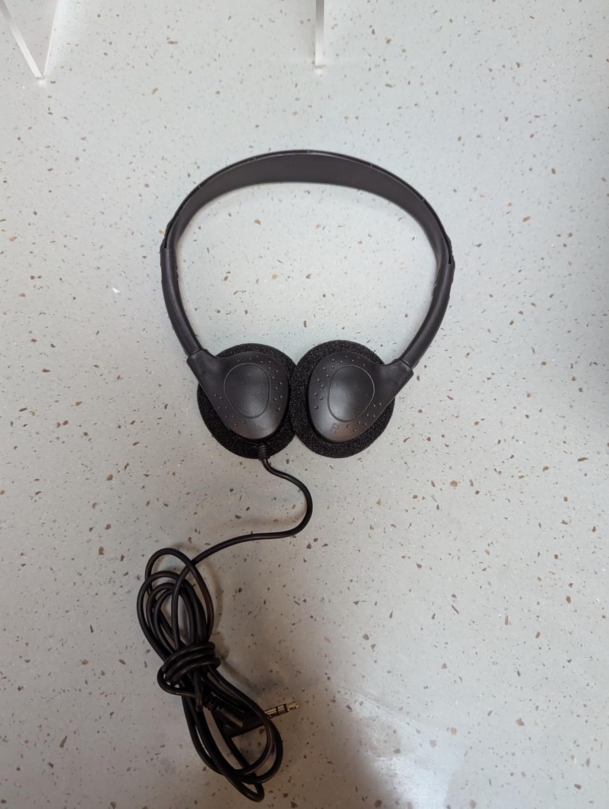 Classroom Headphones Bulk 25 Pack Class Set for School Students Kids and Adult -Sturdy Wired 3.5mm Plug (Mixed, 25 Pack) - Customer Photo 2