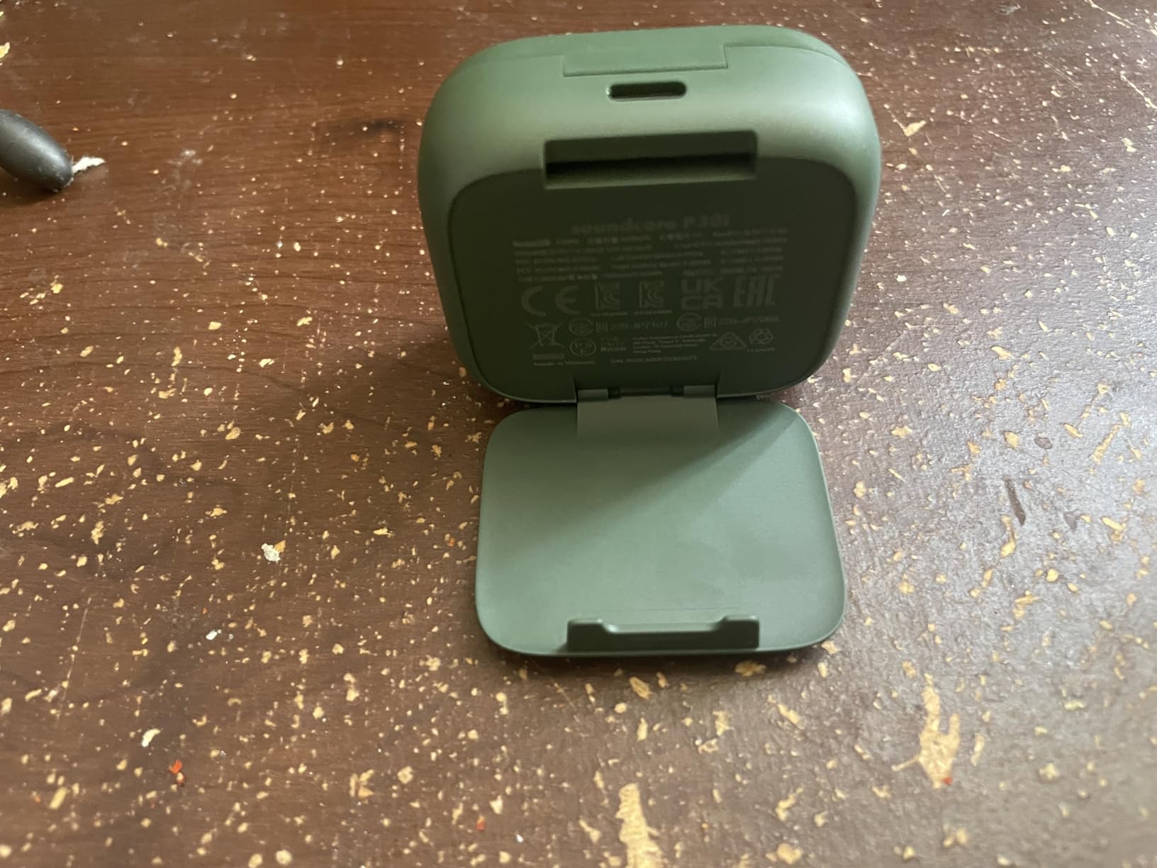 Soundcore P30i by Anker Noise Cancelling Earbuds, Strong and Smart Noise Cancelling, Powerful Bass, 45H Playtime, 2-in-1 Case and Phone Stand, IP54, Wireless Earbuds, Bluetooth 5.4 (Black) Customer Review Soundcore P30i by Anker Noise Cancelling Earbuds, Strong and Smart Noise Cancelling, Powerful Bass, 45H Playtime, 2-in-1 Case and Phone Stand, IP54, Wireless Earbuds, Bluetooth 5.4 (Black) - Customer Photo 2