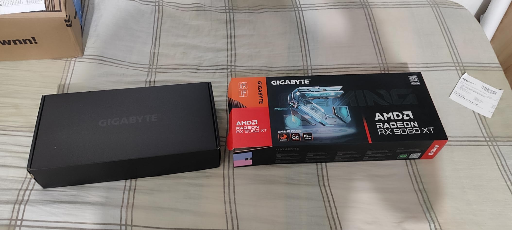 GIGABYTE Radeon RX 7600 XT Gaming OC 16G Graphics Card, 3X WINDFORCE Fans 16GB 128-bit GDDR6, GV-R76XTGAMING OC-16GD Video Card - Customer Photo 4