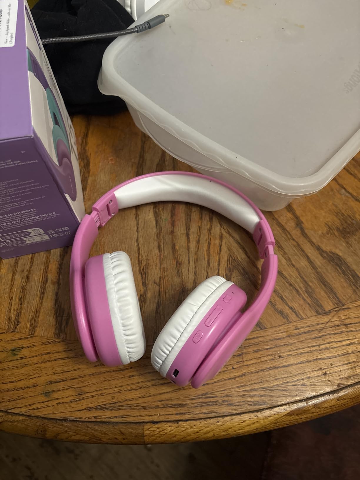 Kids Bluetooth Headphones, Lightweight Wireless Headphones for Kids, 85/94dB Volume Limited, 60 Hours Playtime, Bluetooth 5.3, Over-Ear Toddler Headsets with Built-in Mic-Purple - Customer Photo 1