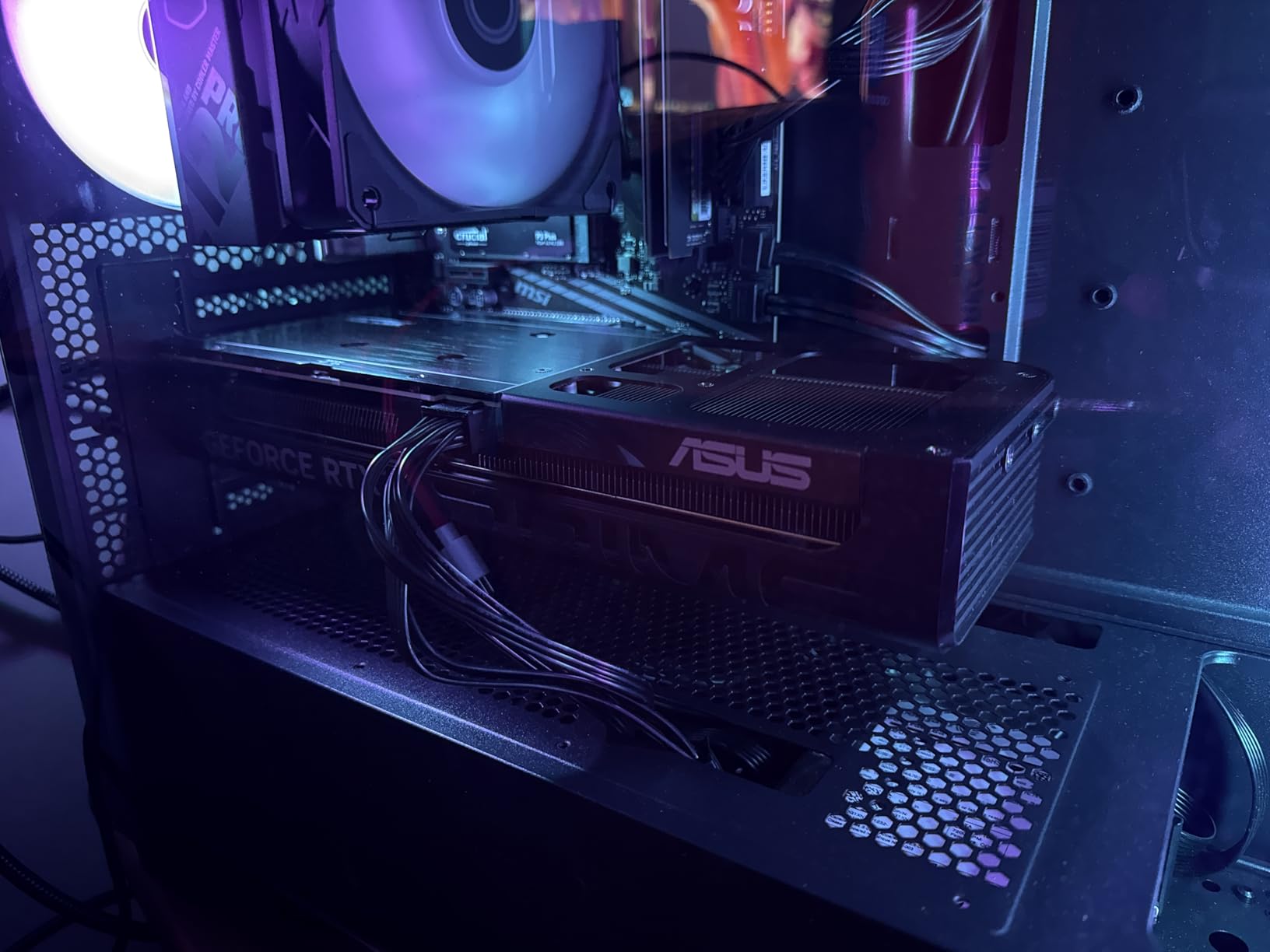 ASUS Dual GeForce RTX™ 4060 Ti EVO OC Edition 8GB GDDR6 (PCIe 4.0, 8GB GDDR6, DLSS 3, HDMI 2.1a, DisplayPort 1.4a, Axial-tech fan design, 0dB technology, Protective Backplate, Auto-Extreme Technology) - Customer Photo 1