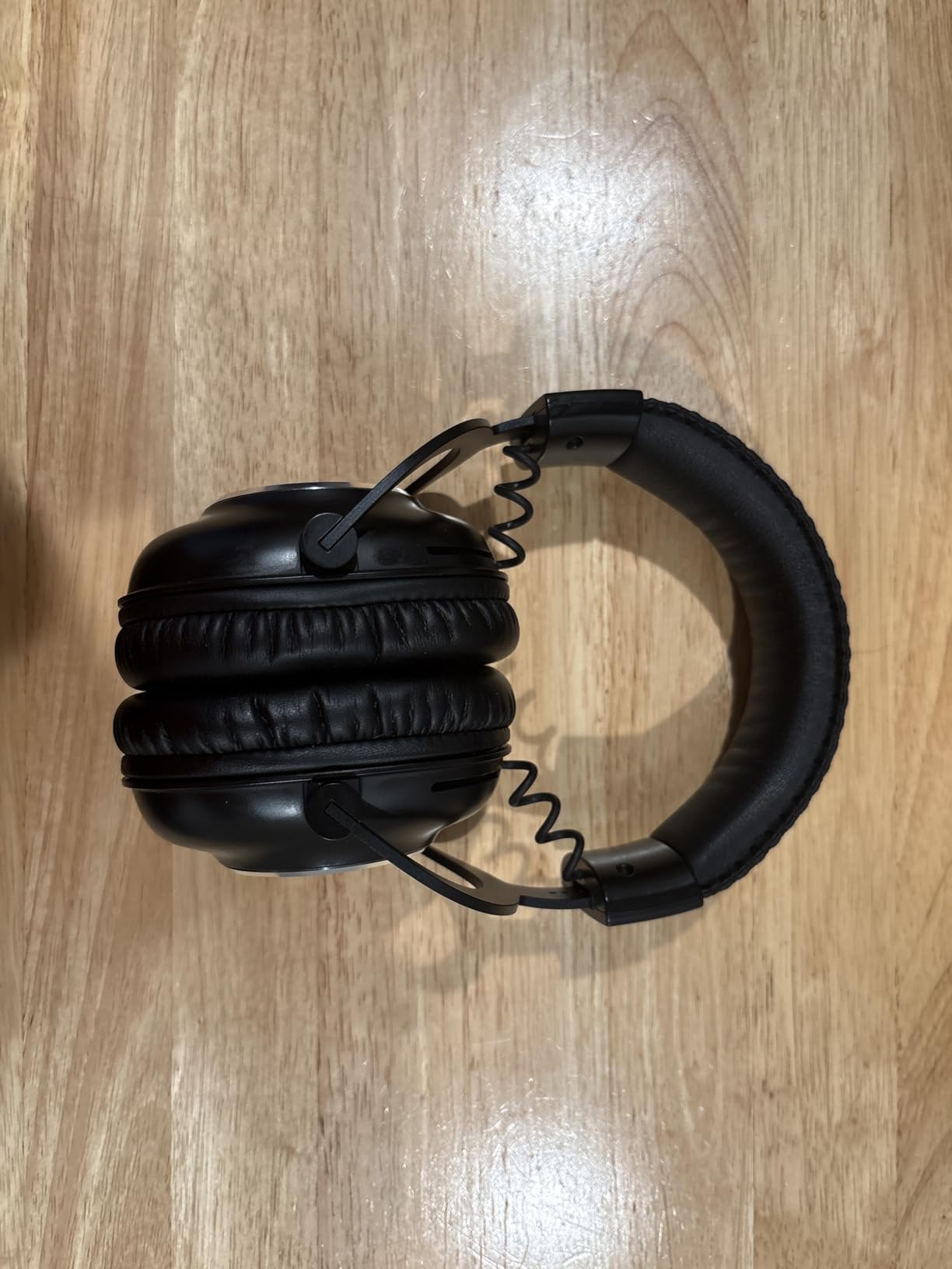 Logitech G Pro X SE Wired Gaming Headset with Microphone: Detachable Microphone, DTS Headphone:X 7.1, for PC, Xbox One, Xbox Series X|S, PS5, PS4, Includes USB DAC - Black customer photo 1