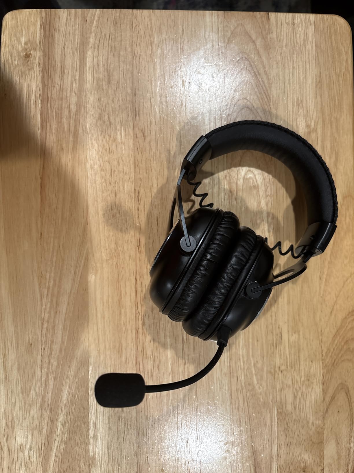 Logitech G Pro X SE Wired Gaming Headset with Microphone: Detachable Microphone, DTS Headphone:X 7.1, for PC, Xbox One, Xbox Series X|S, PS5, PS4, Includes USB DAC - Black customer photo 2