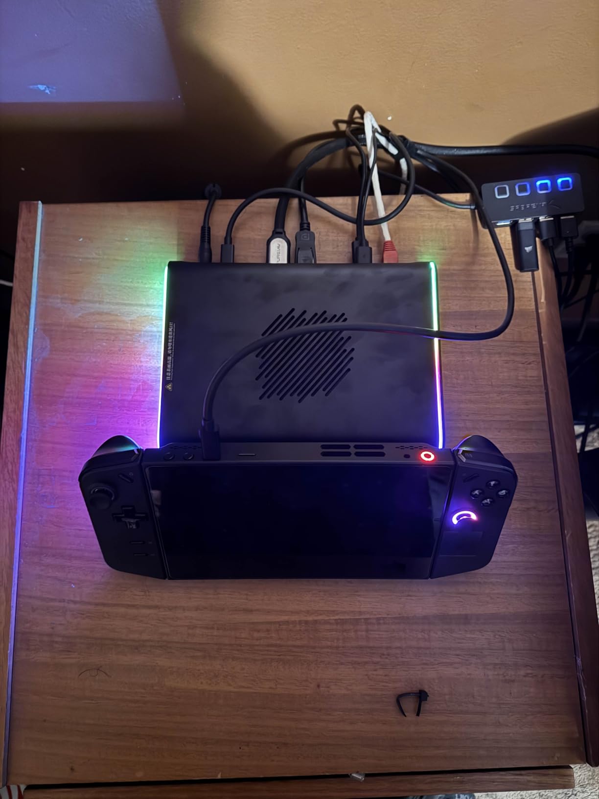 OneXGPU External GPU with AMD RX 7600M XT 8GB GDDR6 RDNA 3, Portable eGPU for Laptops and PC with Thunderbolt 3/4, USB 4, OCuLink Port - Customer Photo 1