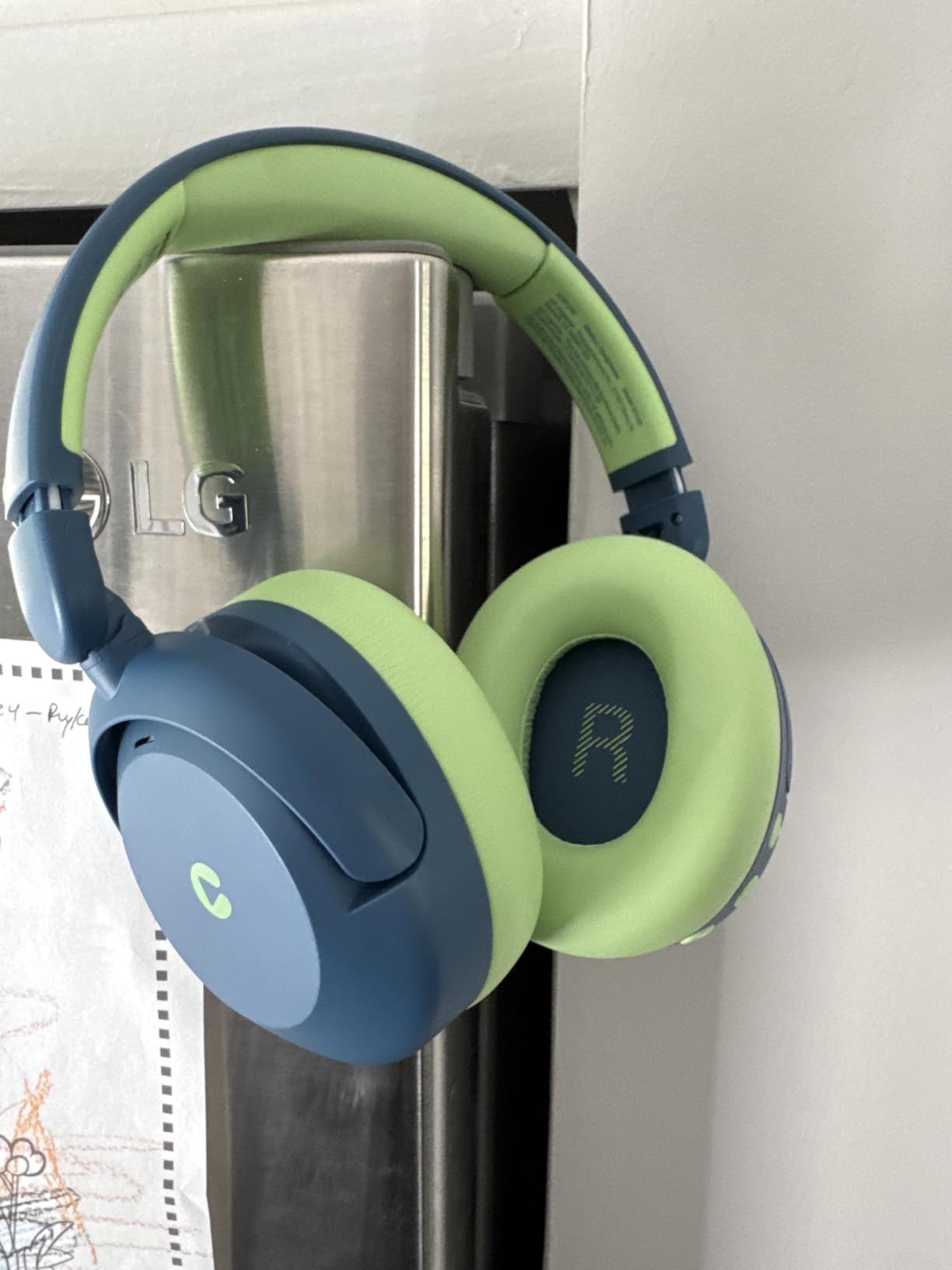 iClever BTH20 Active Noise Cancelling Headphones for Kids, 60H Play Time,Type C Fast Charging, Safe Volume 80dBA, Bluetooth5.4, Award-Winning Kids Headphones Wireless for iPad Tablet Airplane, Blue - Customer Photo 2