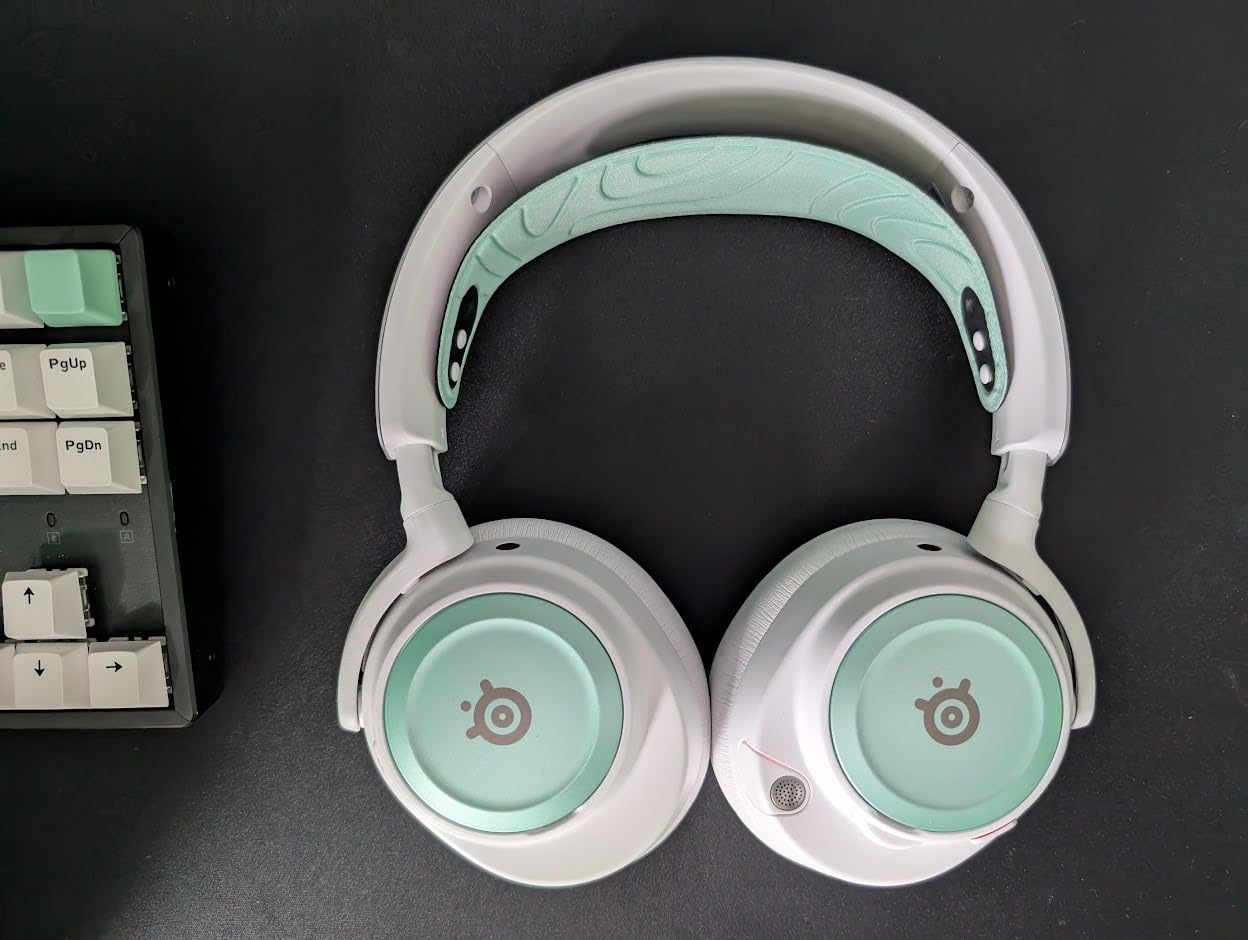 SteelSeries Nova Booster Pack - Mint Nylon Headband + Arctis Nova 7X Multi-Platform Gaming Headset - Nova Acoustic System - Wireless 2.4GHz + Bluetooth - 38Hr Battery - USB-C - Xbox, PC, PS, Switch, M - Customer Photo 2