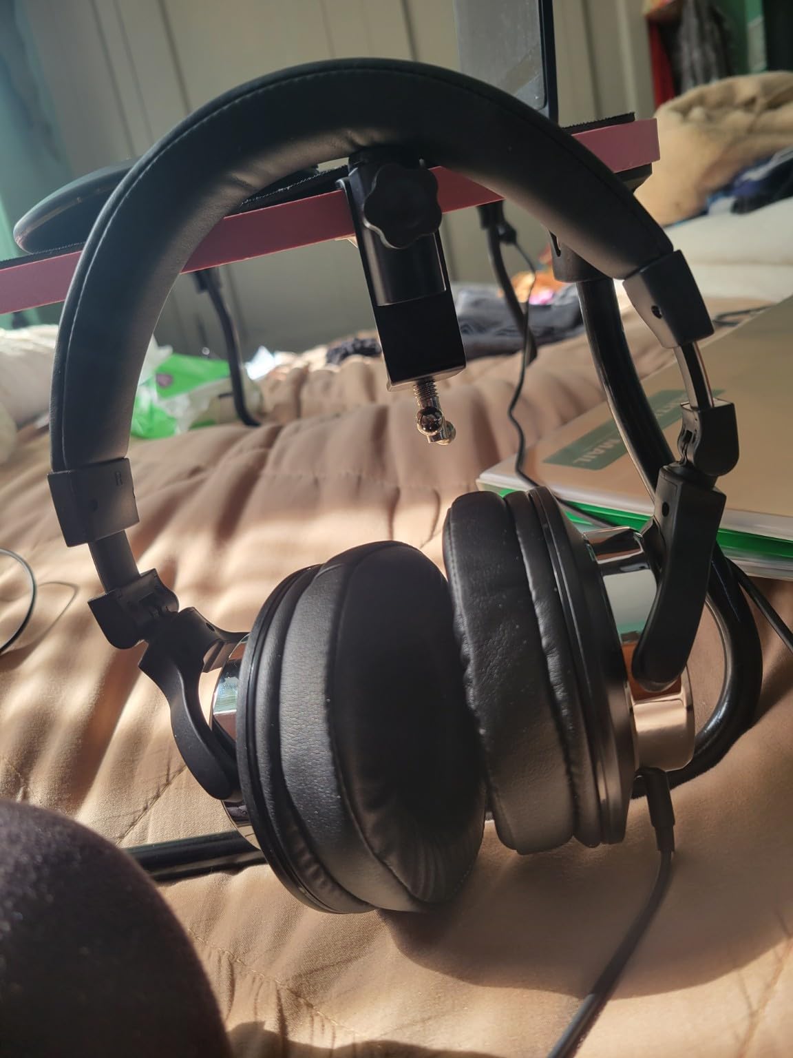 Wired Over Ear Headphones, Studio Monitor & Mixing DJ Headphones with 50mm Neodymium Drivers and 1/4 to 3.5mm Jack for Guitar AMP Podcast Piano Keyboard (Black) - Customer Photo 2