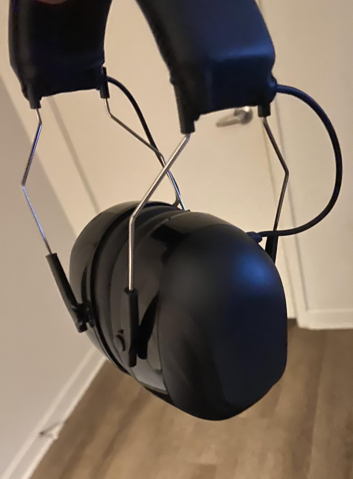 Bluetooth 5.4 Hearing Protection with 120H Working Time, 30dB Safety Earmuffs, Rechargeable Ear Protection Headphones with Mic for Mowing, Workshops, Construction, Snowblowing, Black - Customer Photo 1