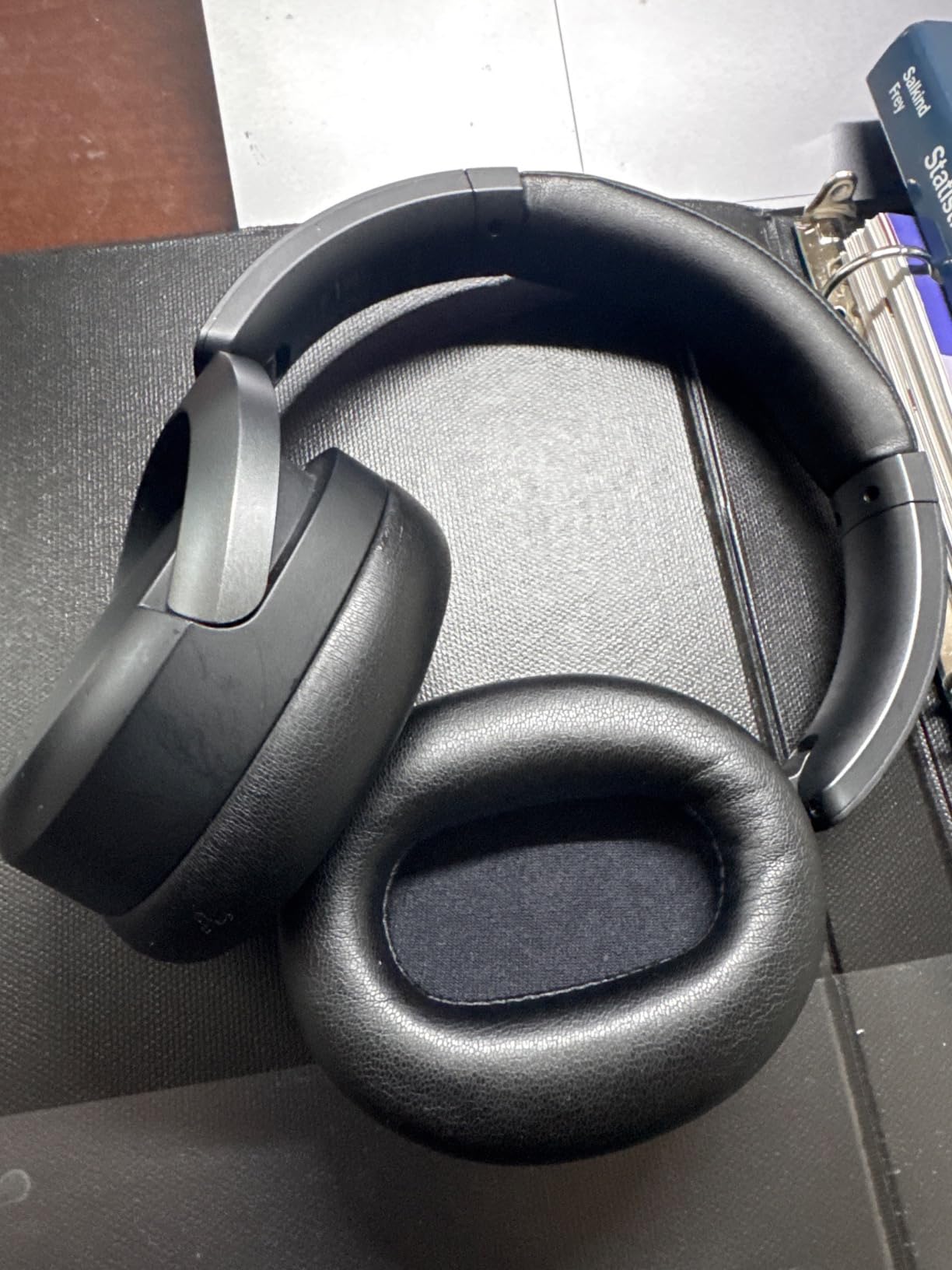 Edifier W830NB Wireless Over Ear Headphones with -45dB Active Noise Cancelling, 94H Playtime, LDAC Hi-Res Sound, Spatial Audio, Fast Charging, Multipoint Connection, Bluetooth V5.4 - Black Customer Review Edifier W830NB Wireless Over Ear Headphones with -45dB Active Noise Cancelling, 94H Playtime, LDAC Hi-Res Sound, Spatial Audio, Fast Charging, Multipoint Connection, Bluetooth V5.4 - Black - Customer Photo 2